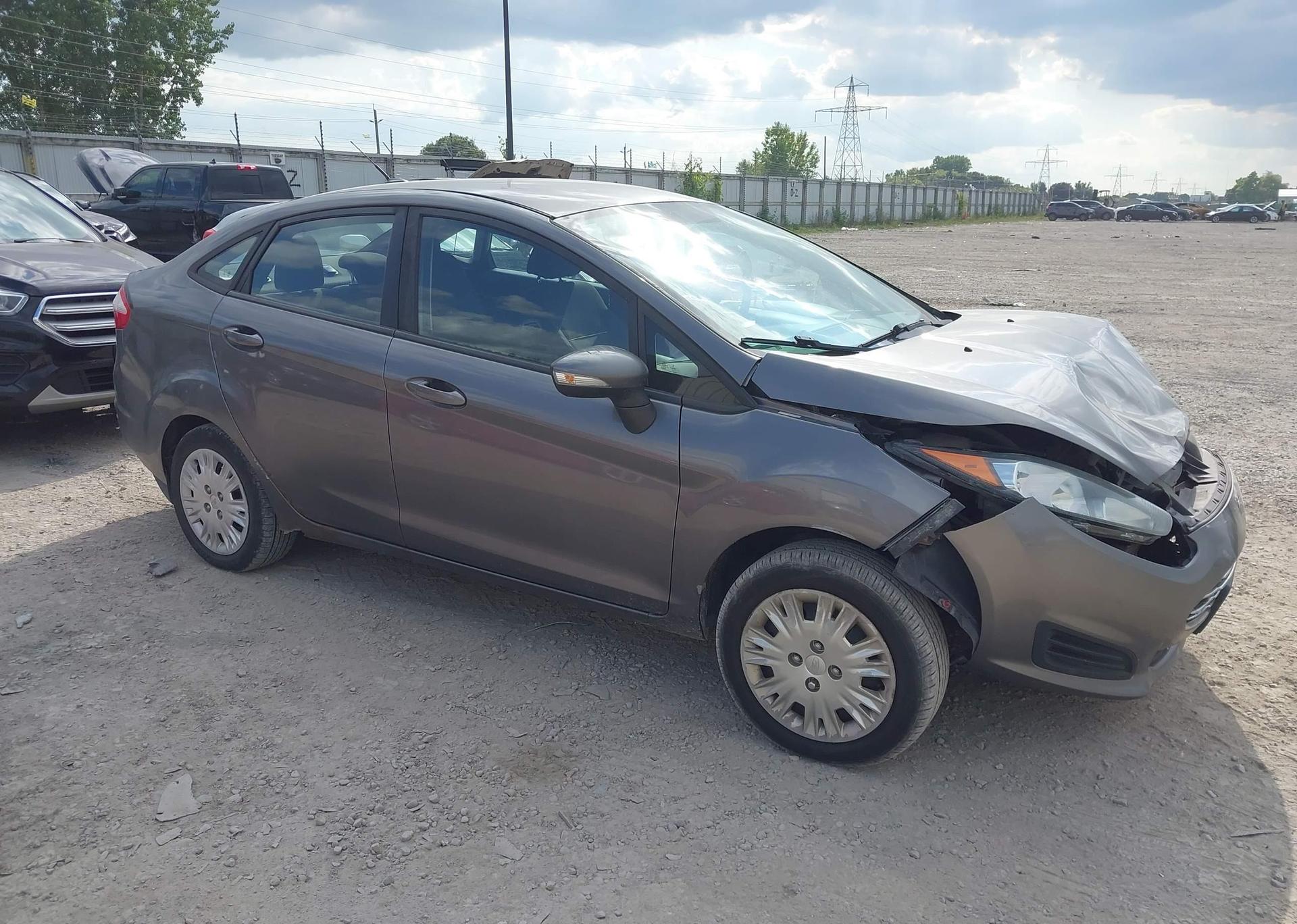 2014 FORD FIESTA SE