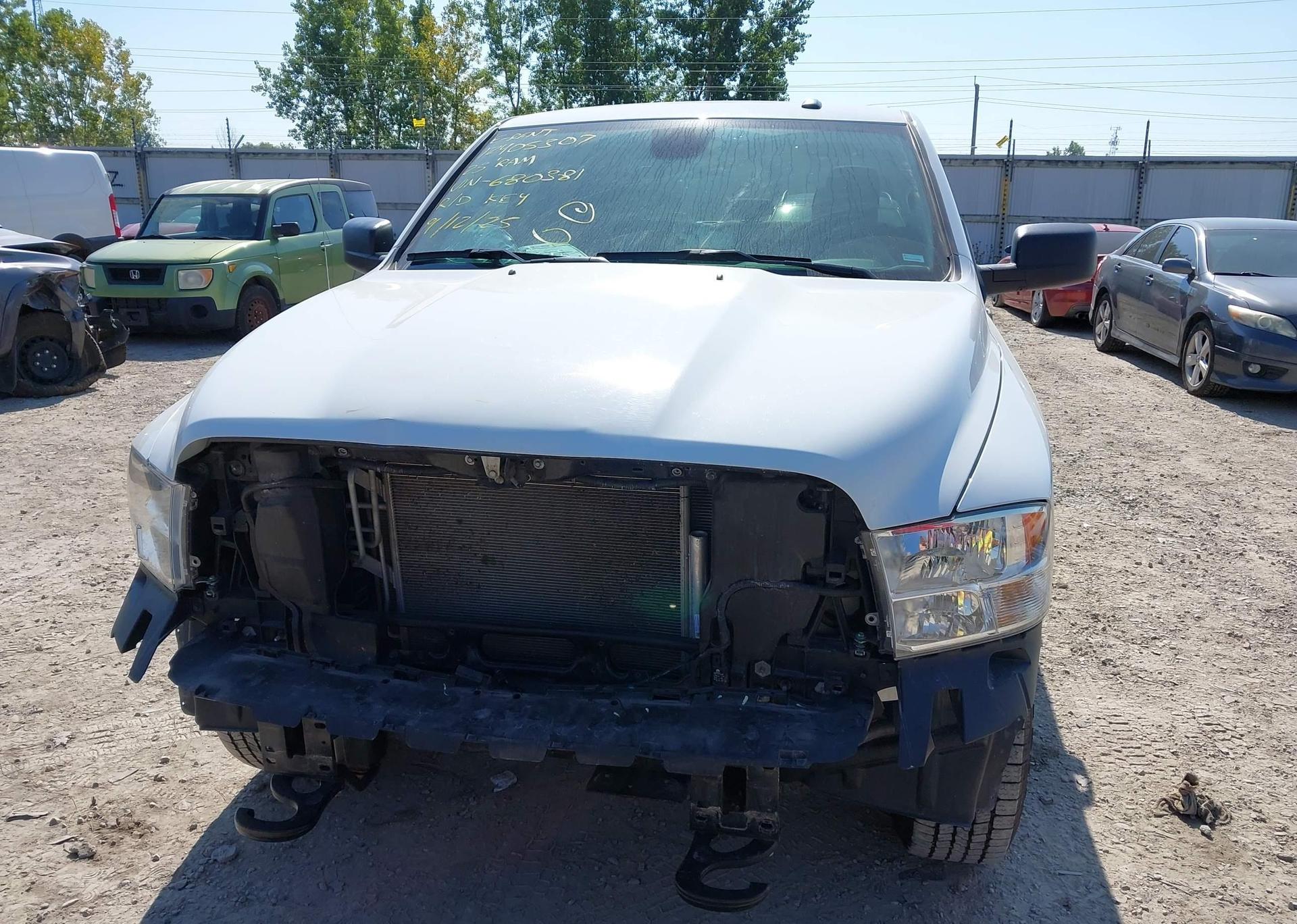 2023 RAM 1500 CLASSIC SLT