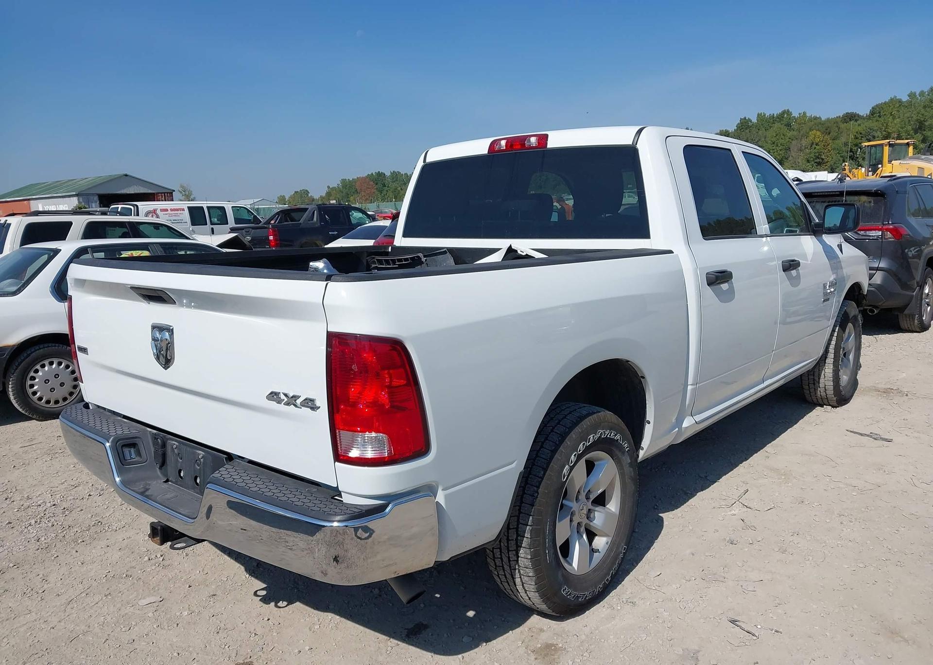 2023 RAM 1500 CLASSIC SLT