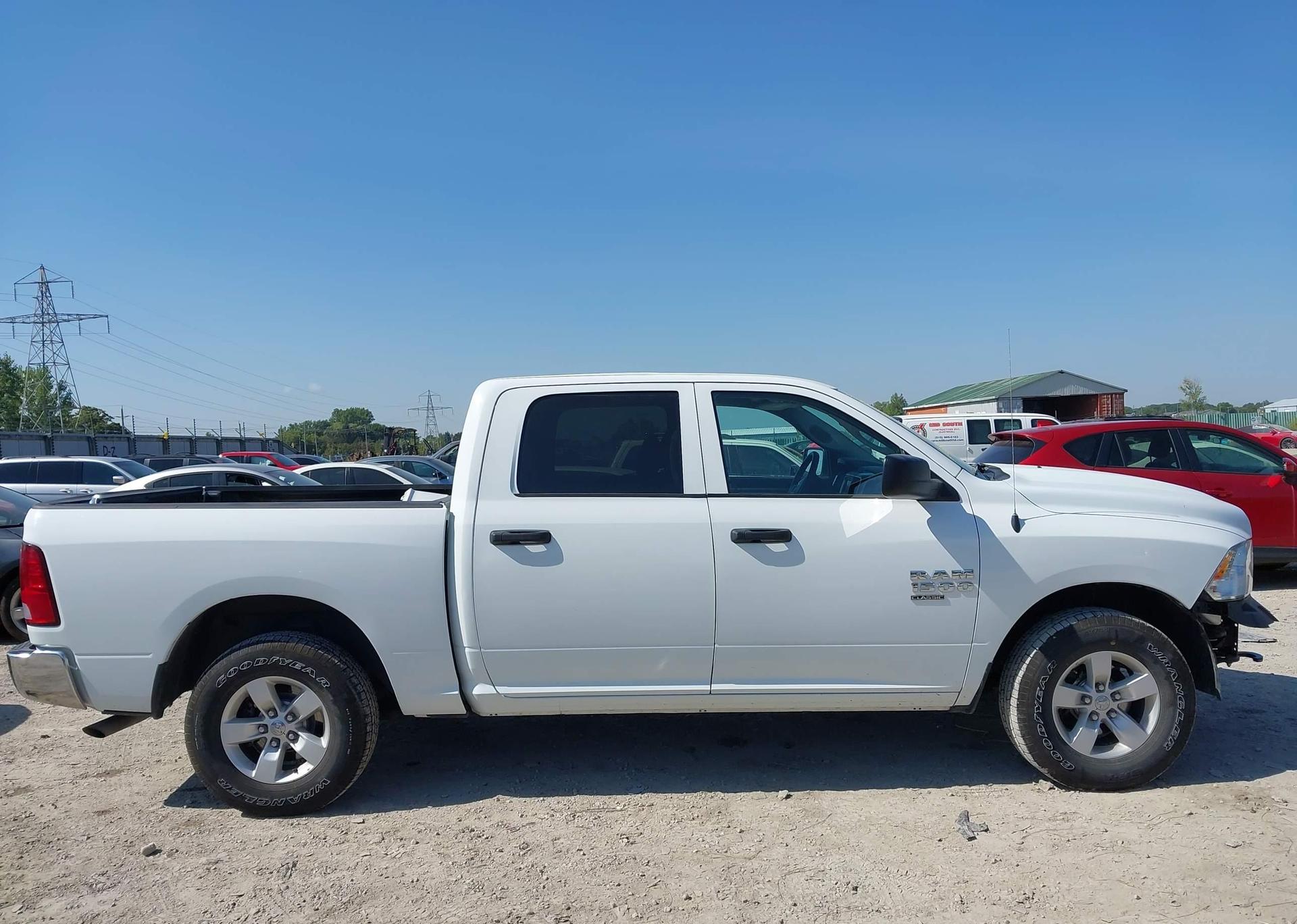 2023 RAM 1500 CLASSIC SLT