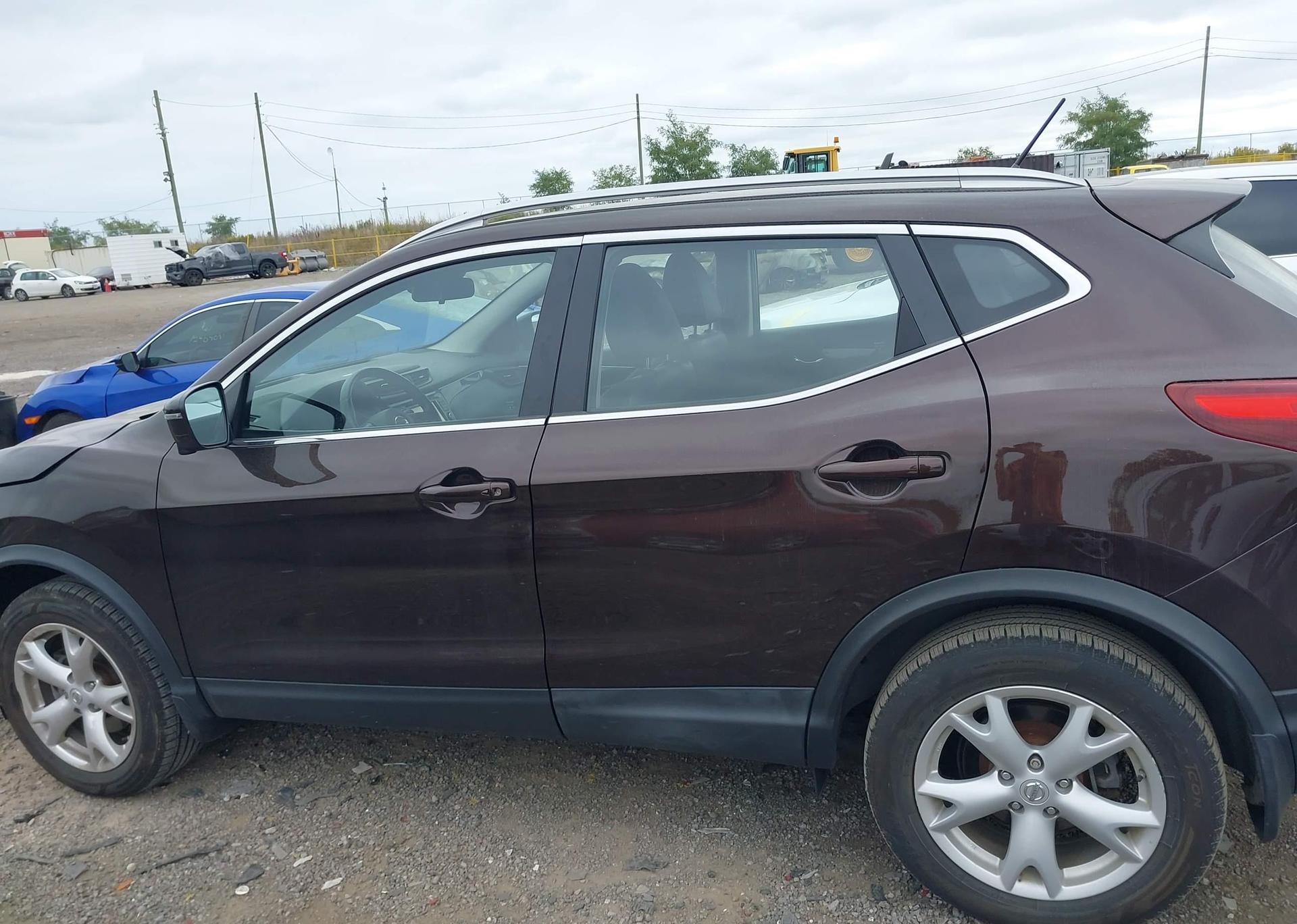 2017 NISSAN QASHQAI S