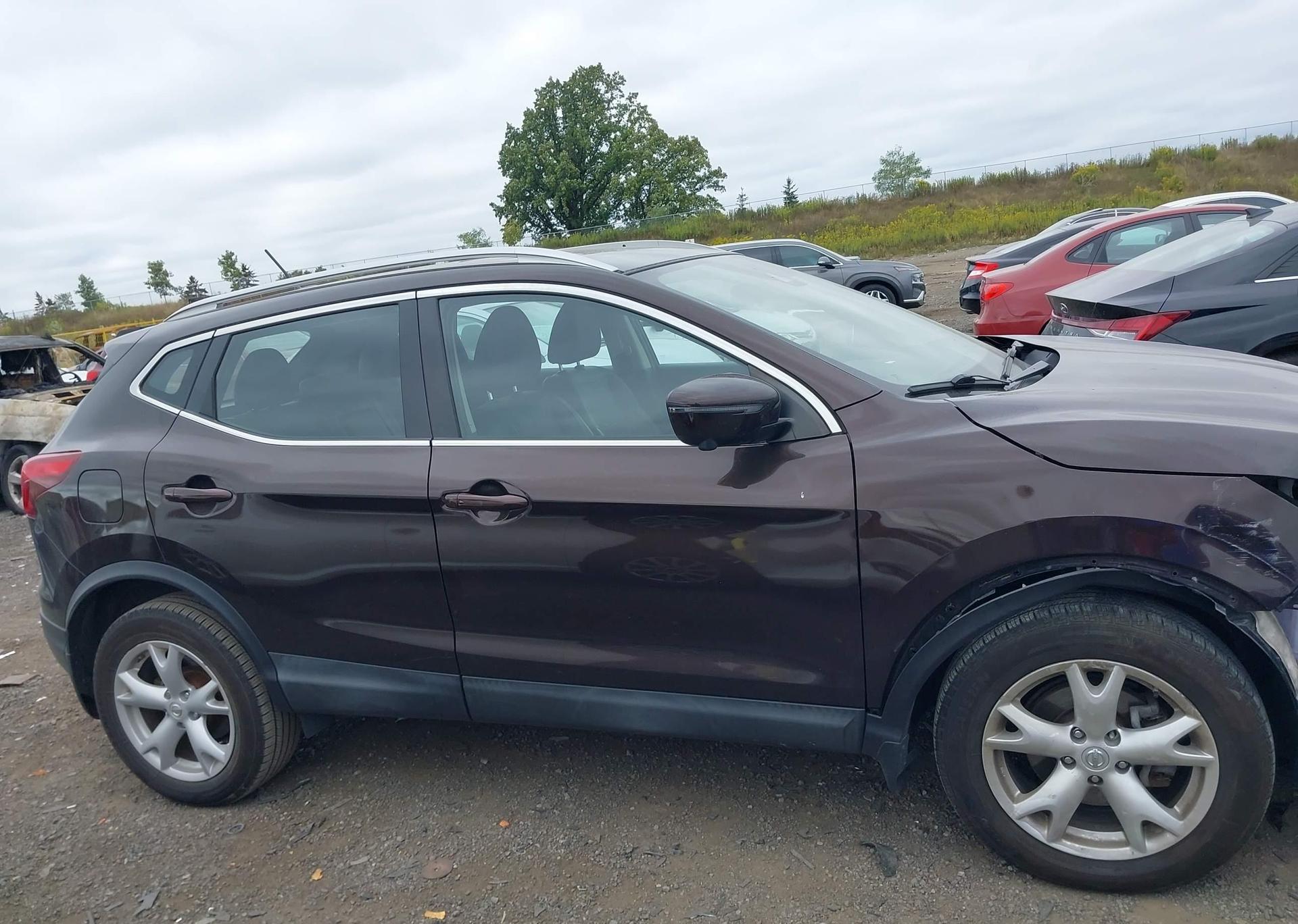 2017 NISSAN QASHQAI S