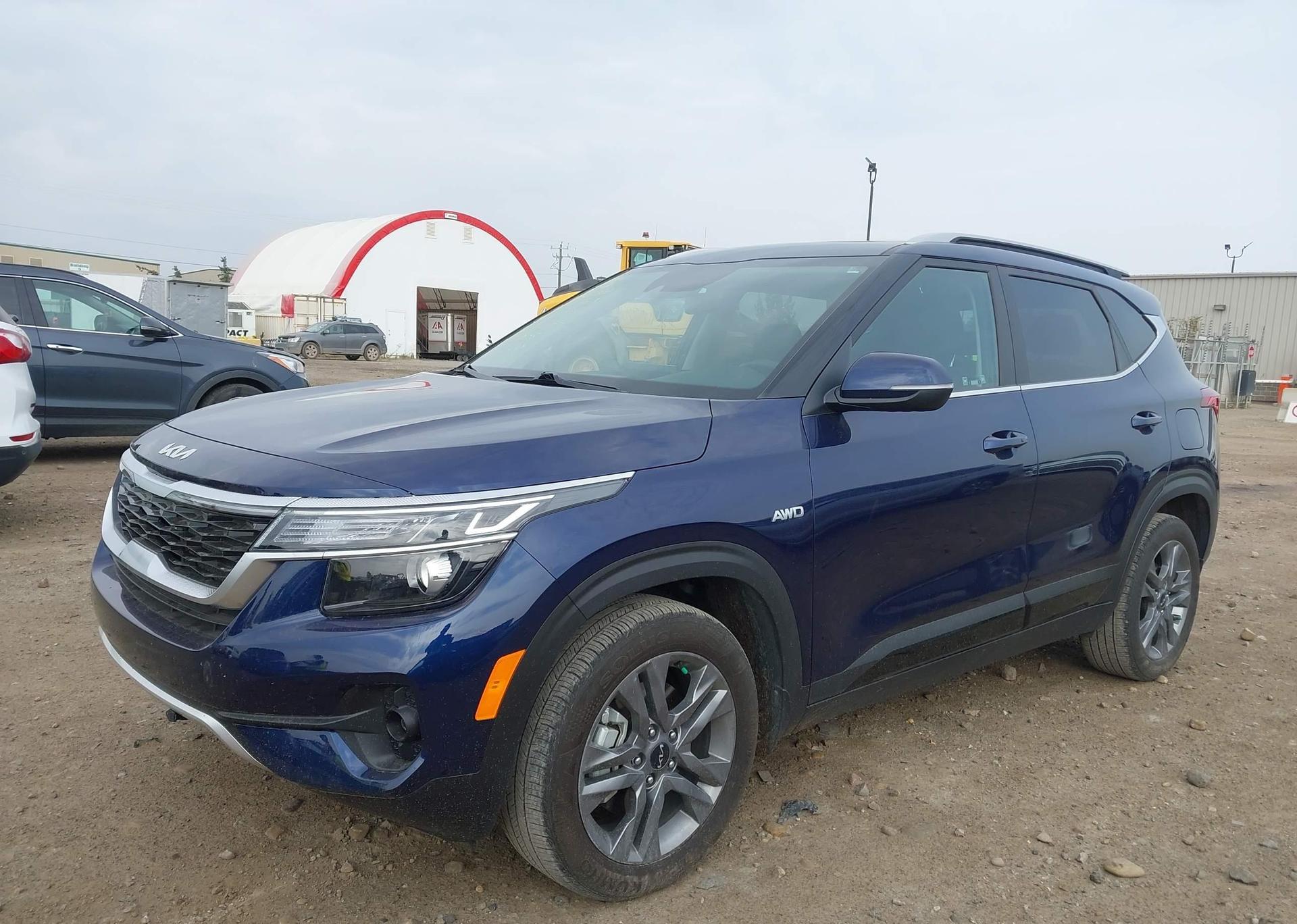 2023 KIA SELTOS S