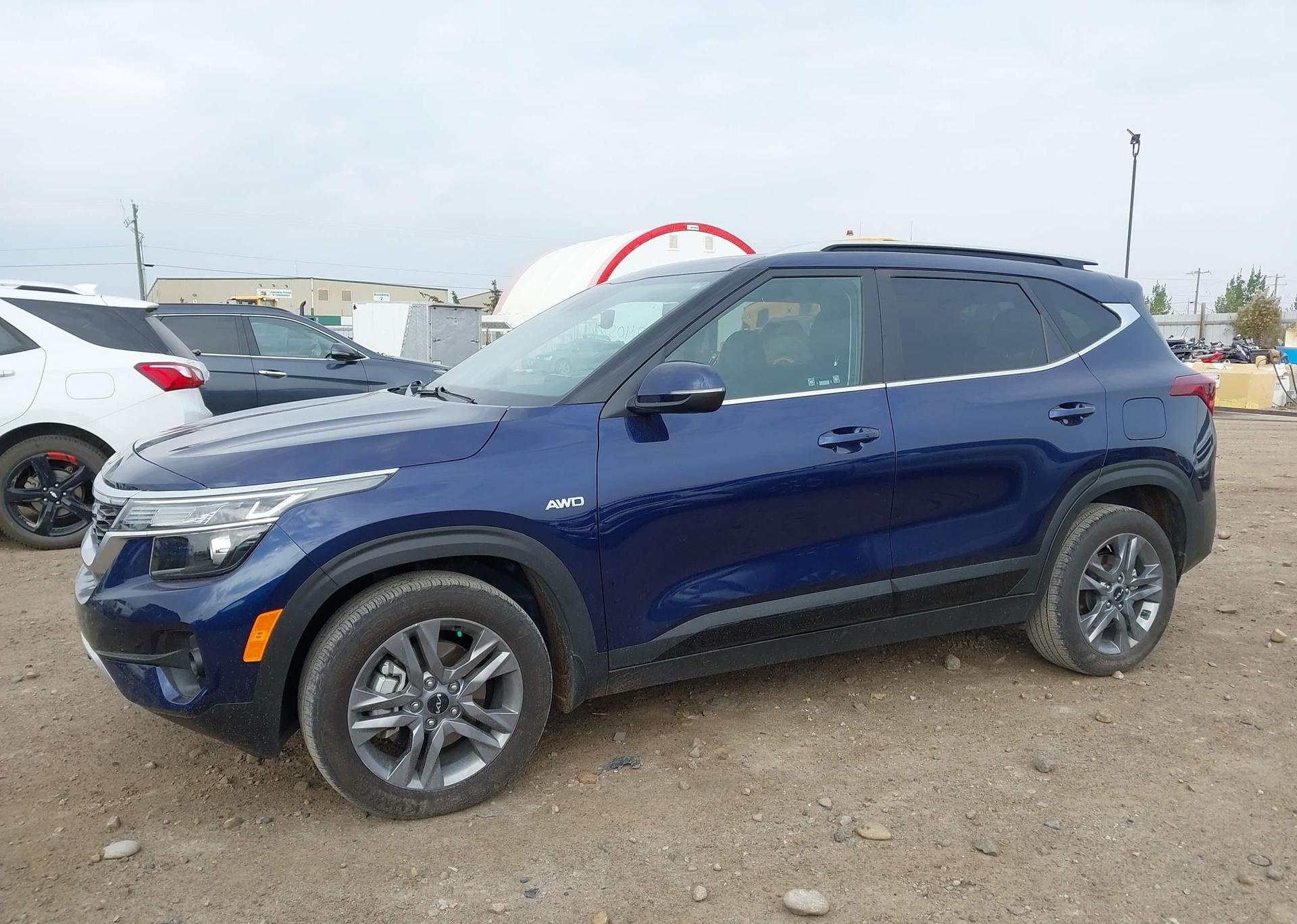 2023 KIA SELTOS S