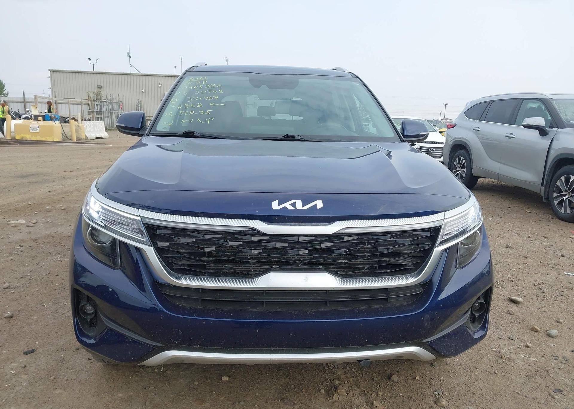2023 KIA SELTOS S