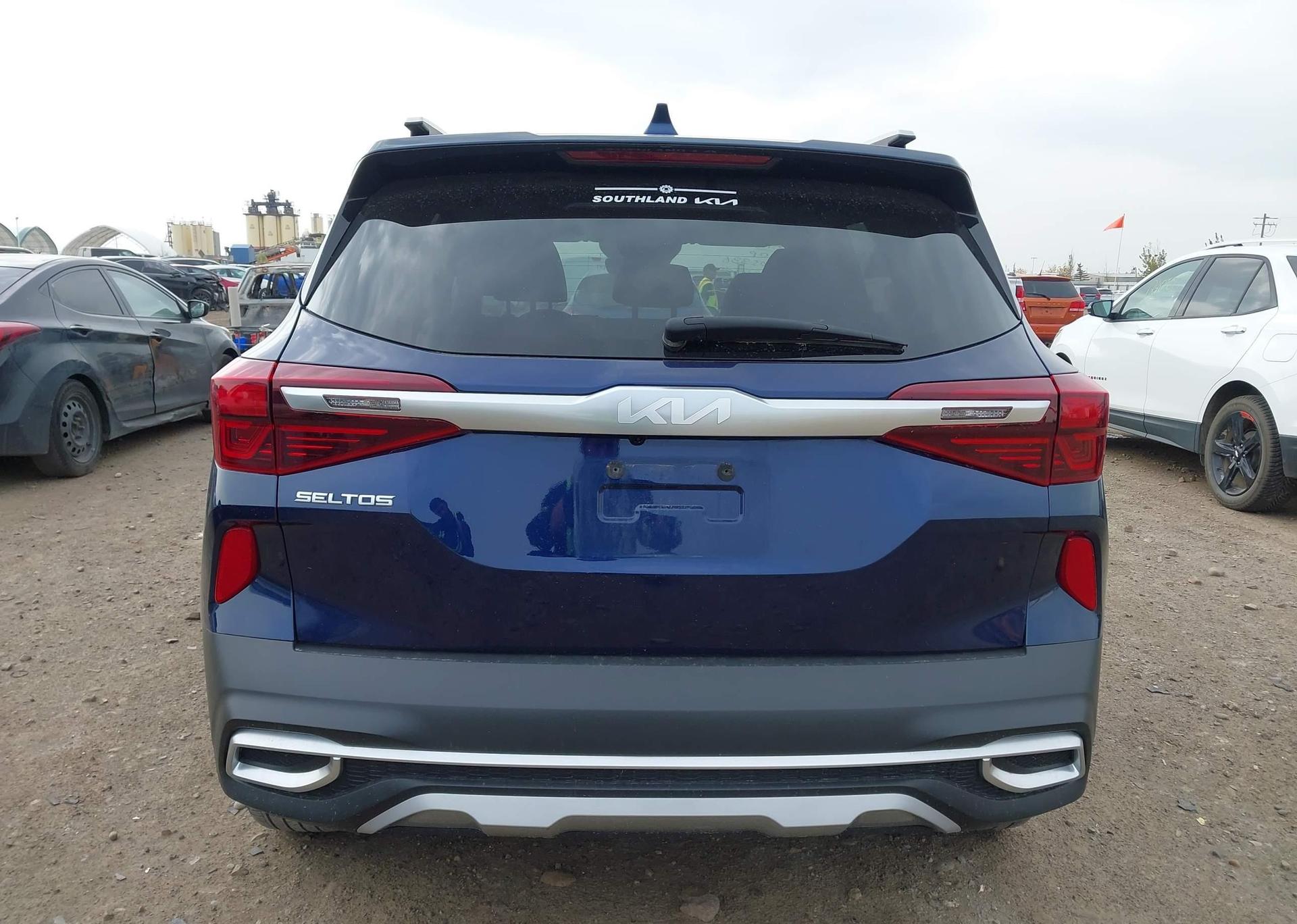 2023 KIA SELTOS S