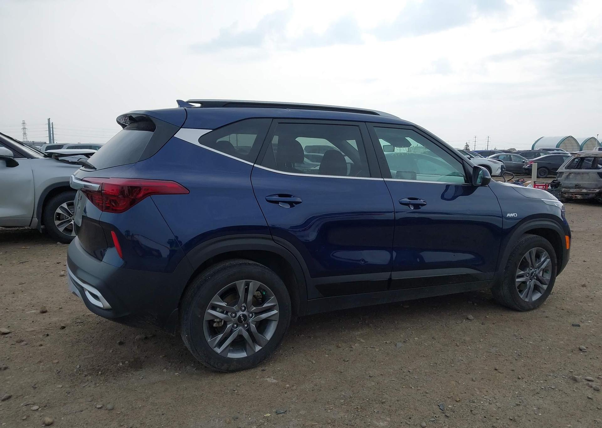 2023 KIA SELTOS S