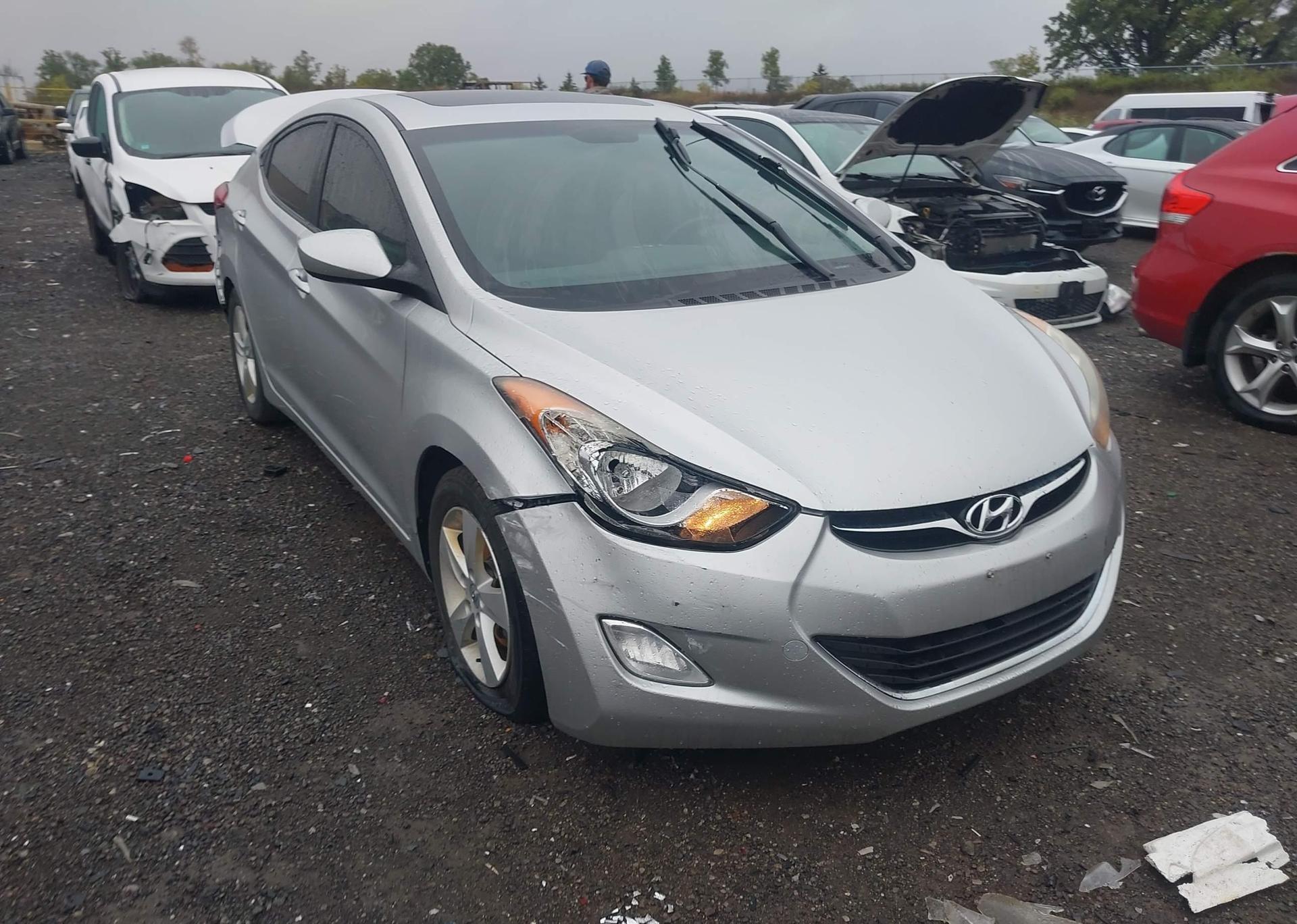 2013 HYUNDAI ELANTRA GLS