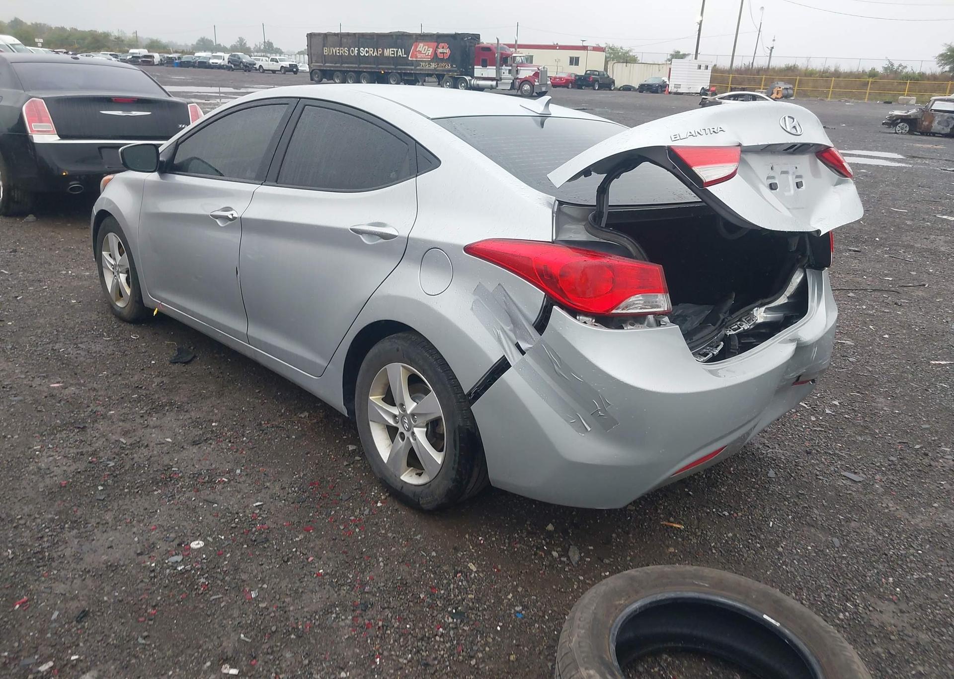 2013 HYUNDAI ELANTRA GLS