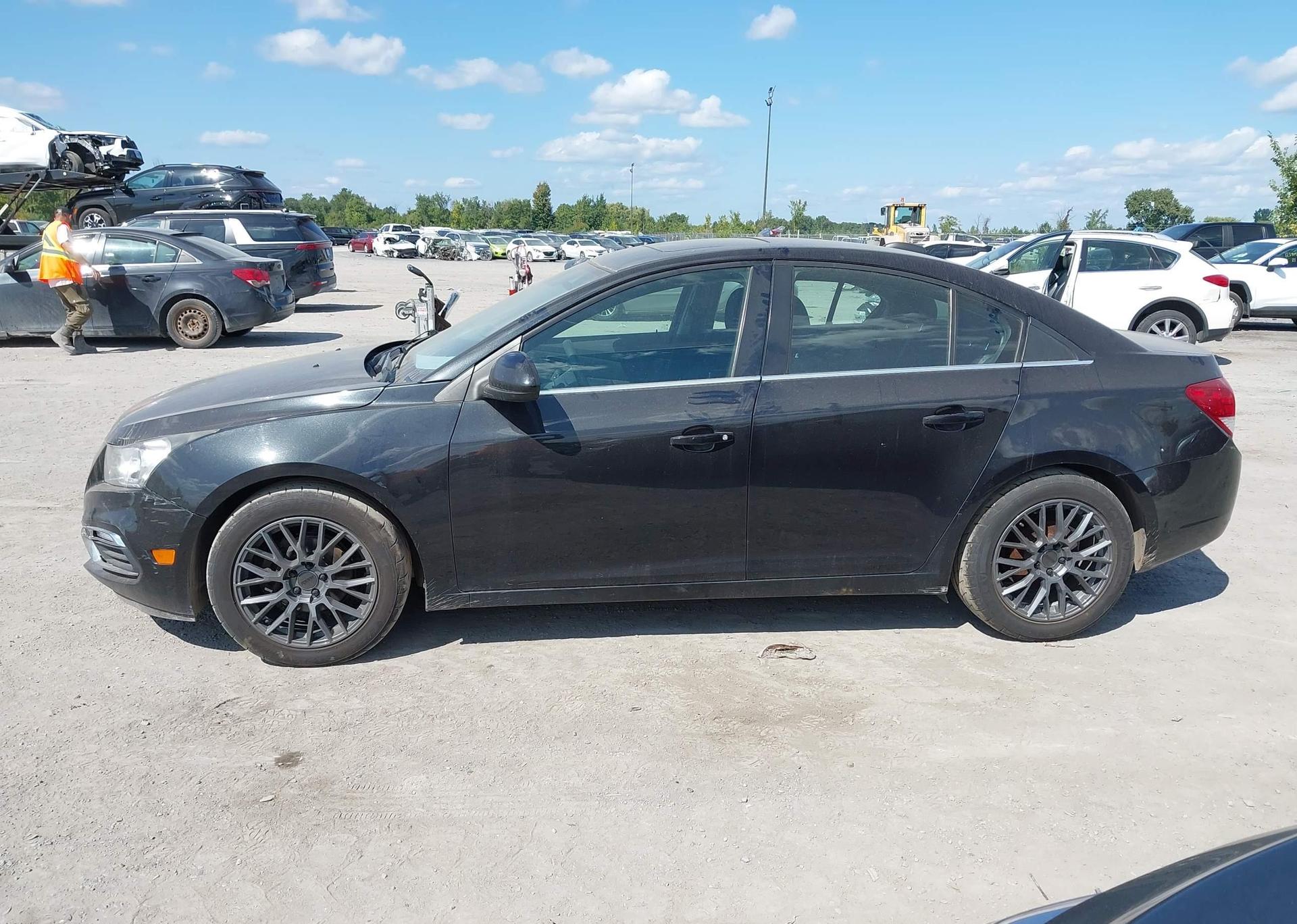 2015 CHEVROLET CRUZE LT