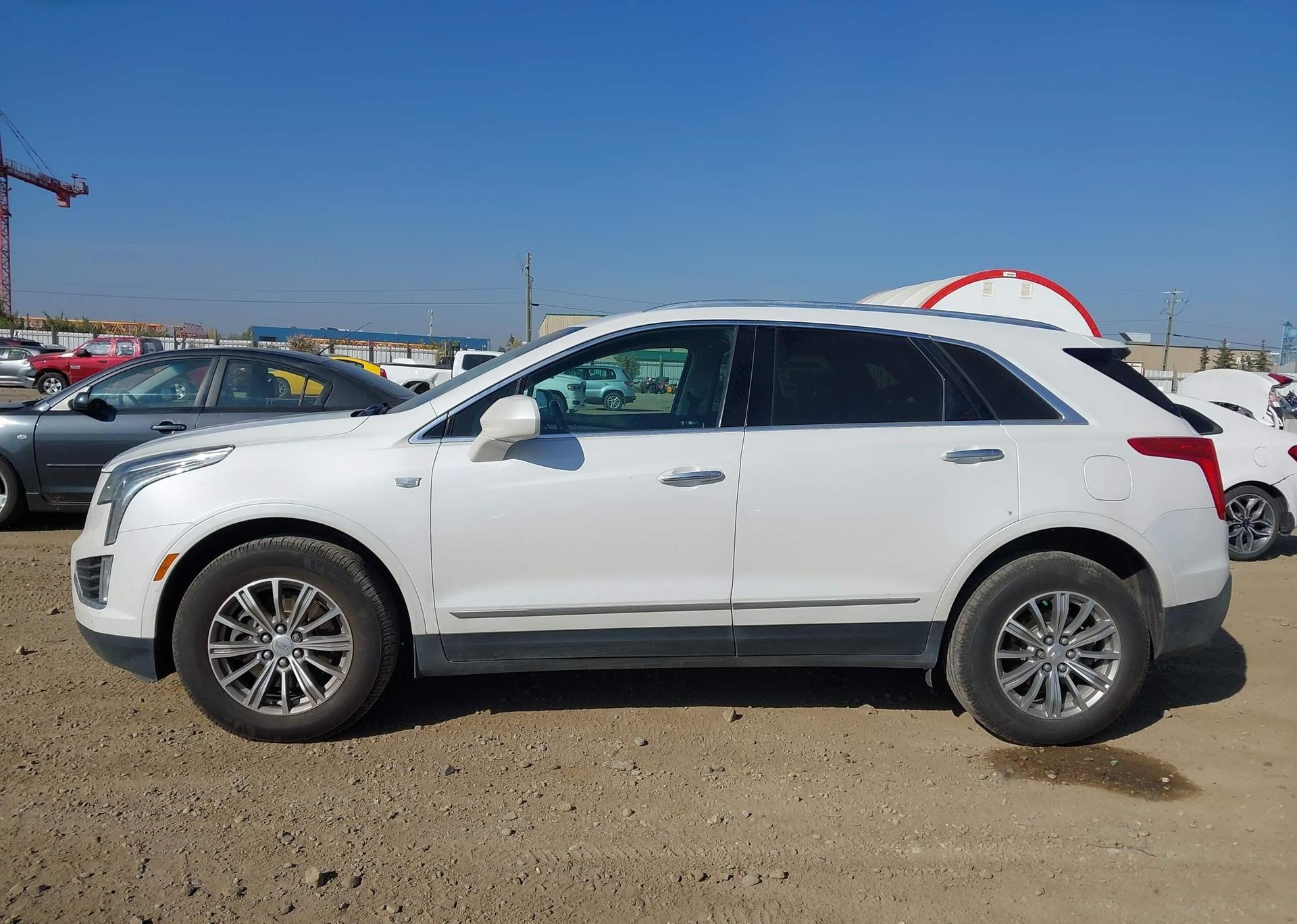 2017 CADILLAC XT5 LUXURY