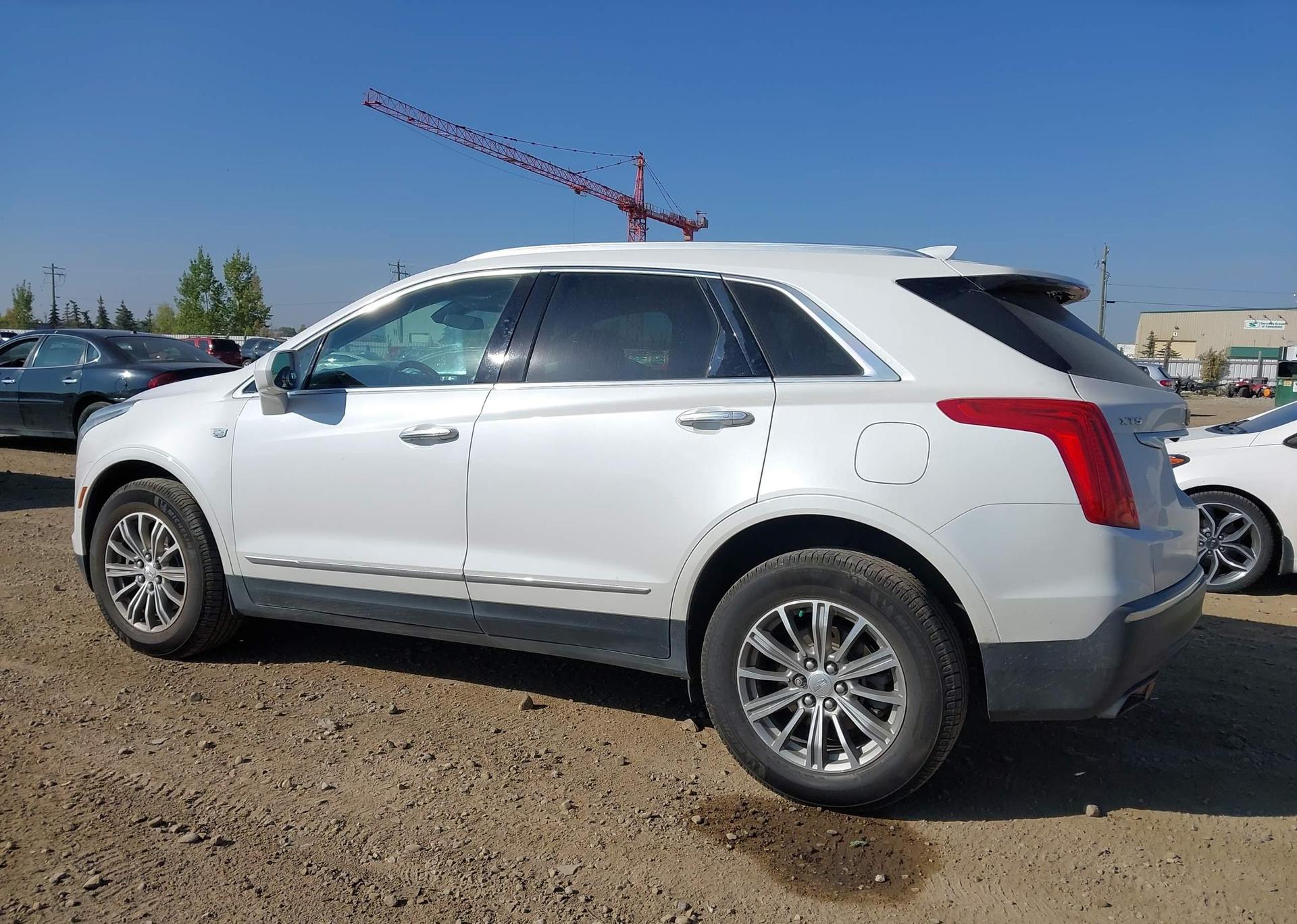 2017 CADILLAC XT5 LUXURY