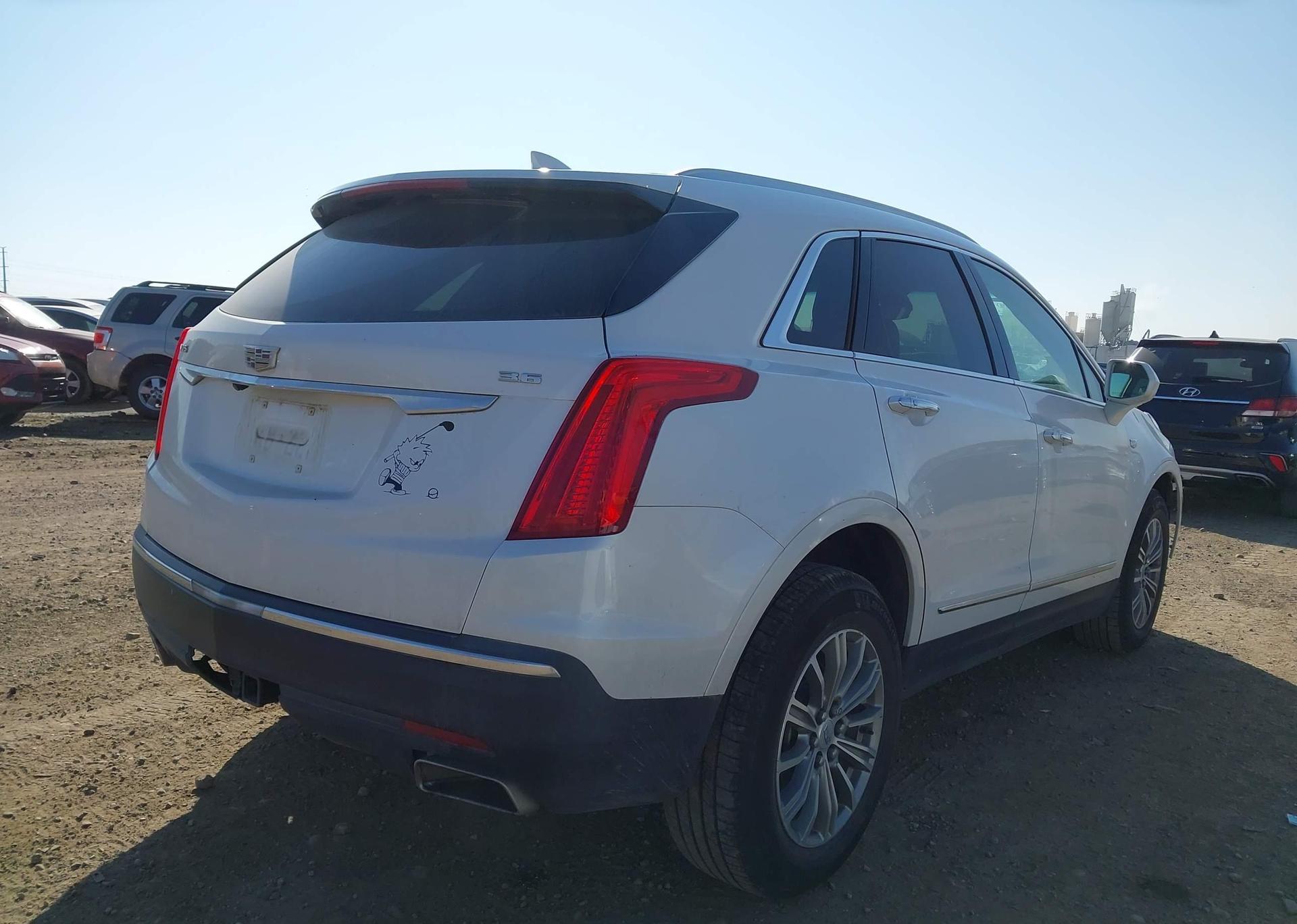 2017 CADILLAC XT5 LUXURY