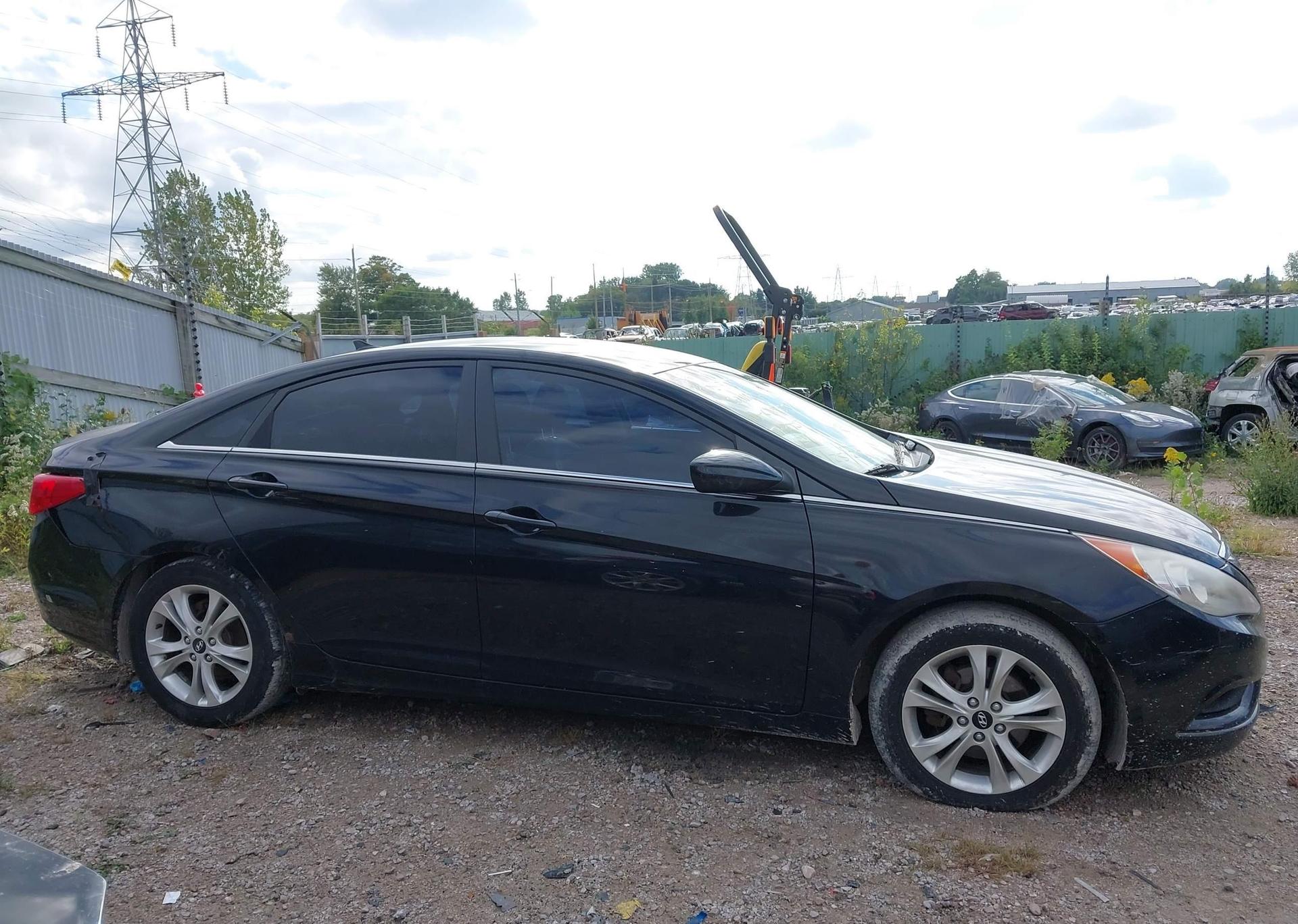 2011 HYUNDAI SONATA GLS