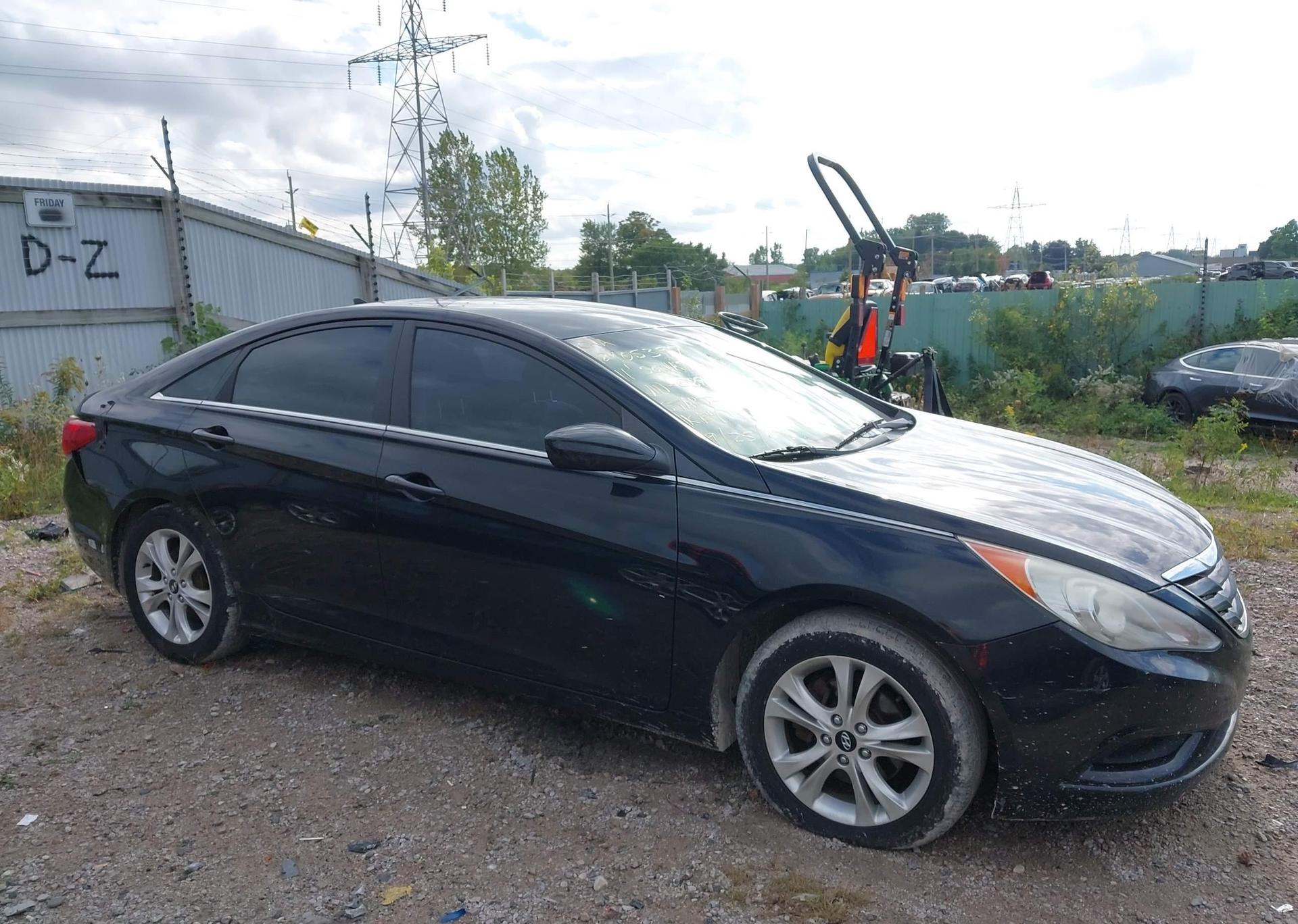 2011 HYUNDAI SONATA GLS