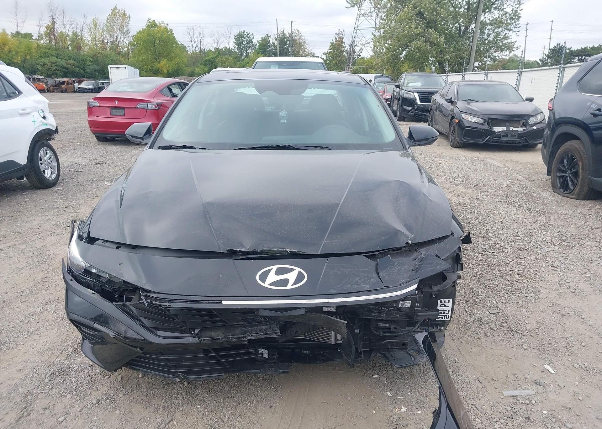 2025 HYUNDAI ELANTRA HYBRID LUXURY