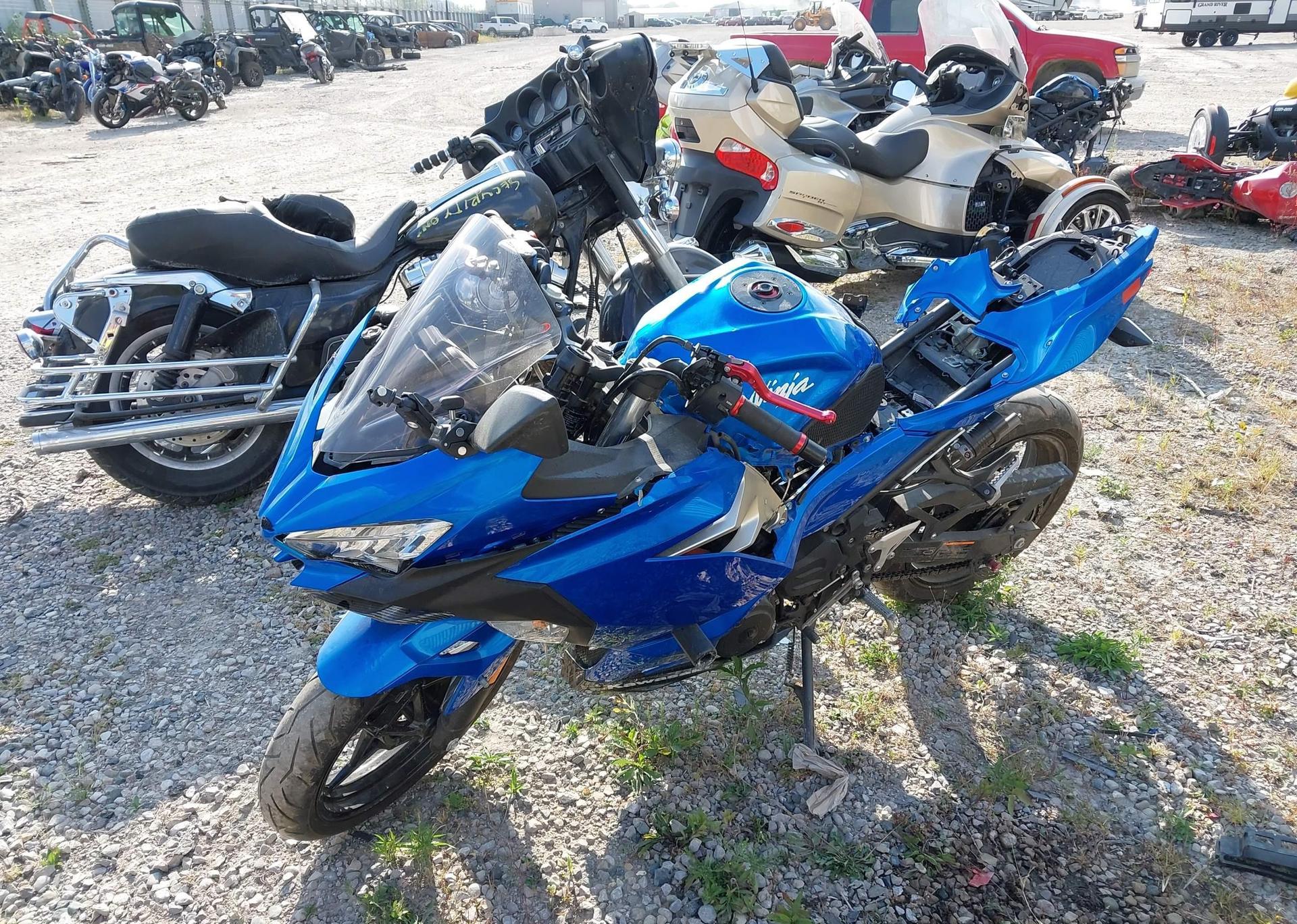 2018 KAWASAKI EX400