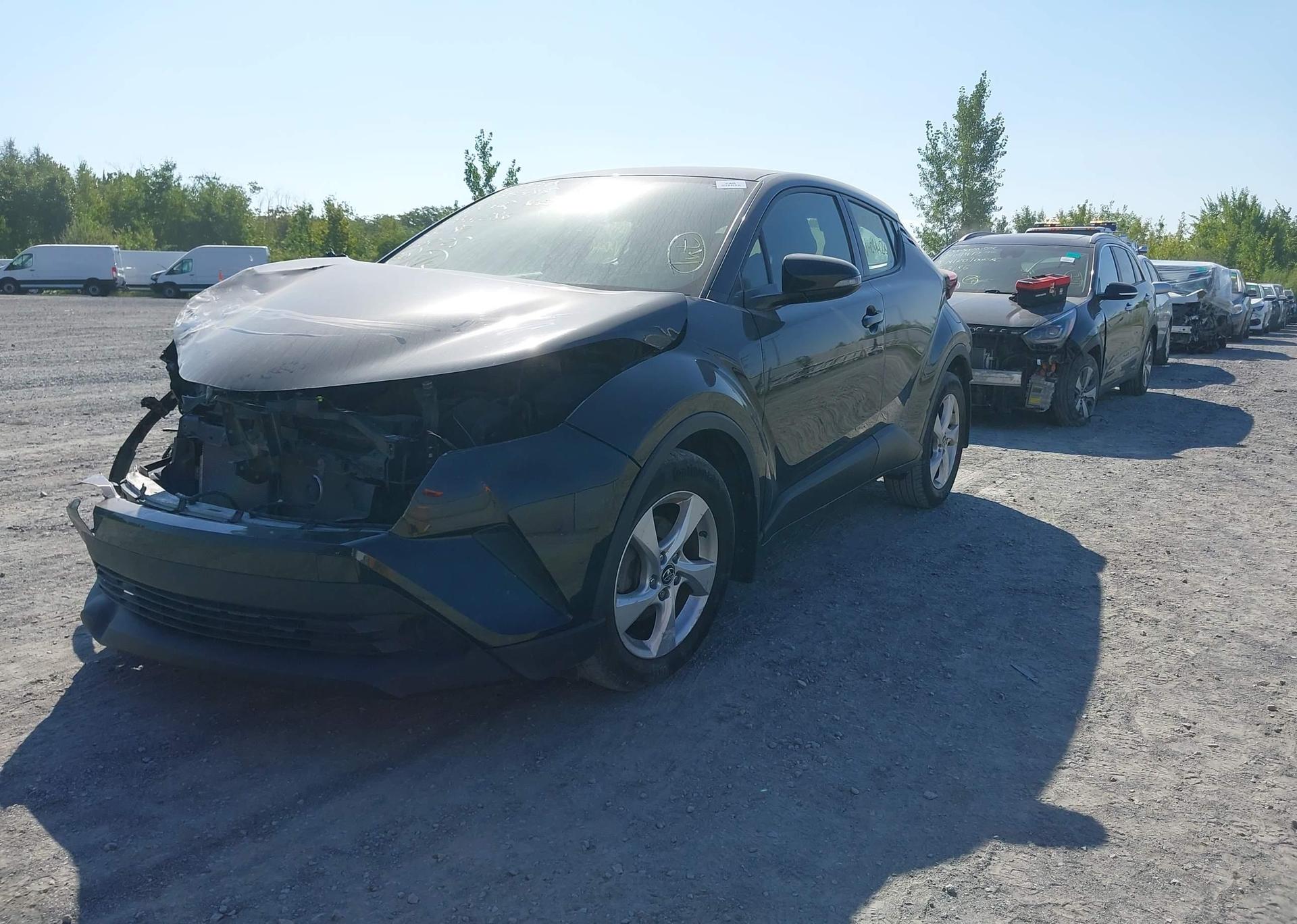 2019 TOYOTA C-HR XLE