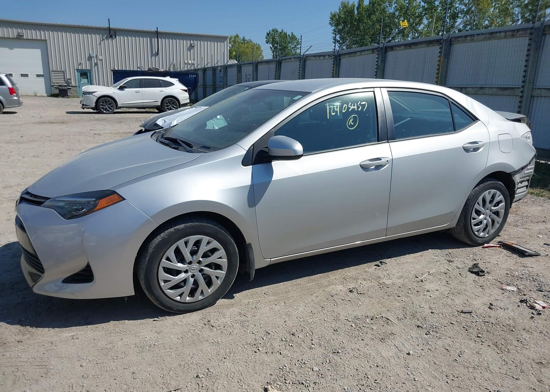 2018 TOYOTA COROLLA LE