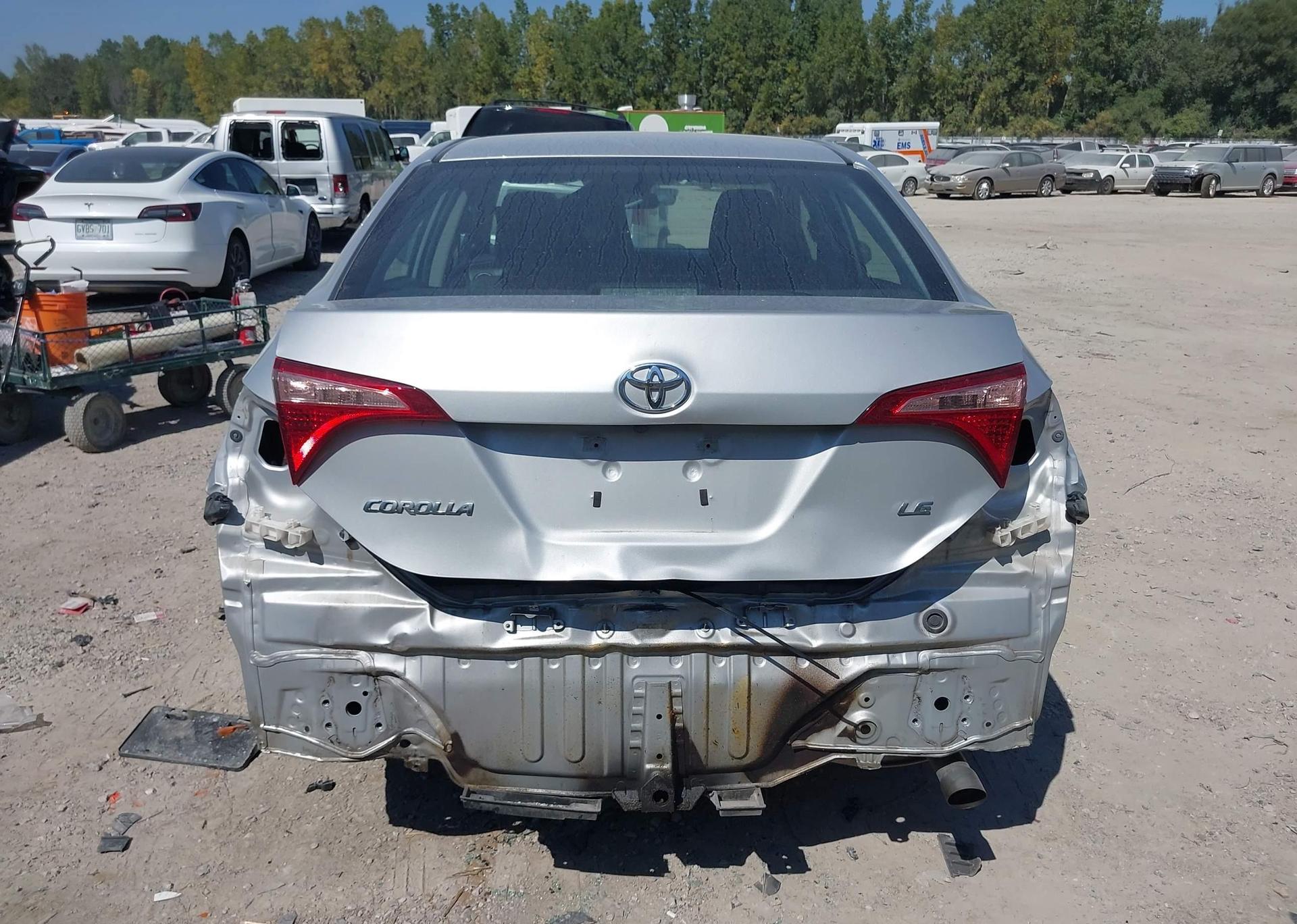 2018 TOYOTA COROLLA LE