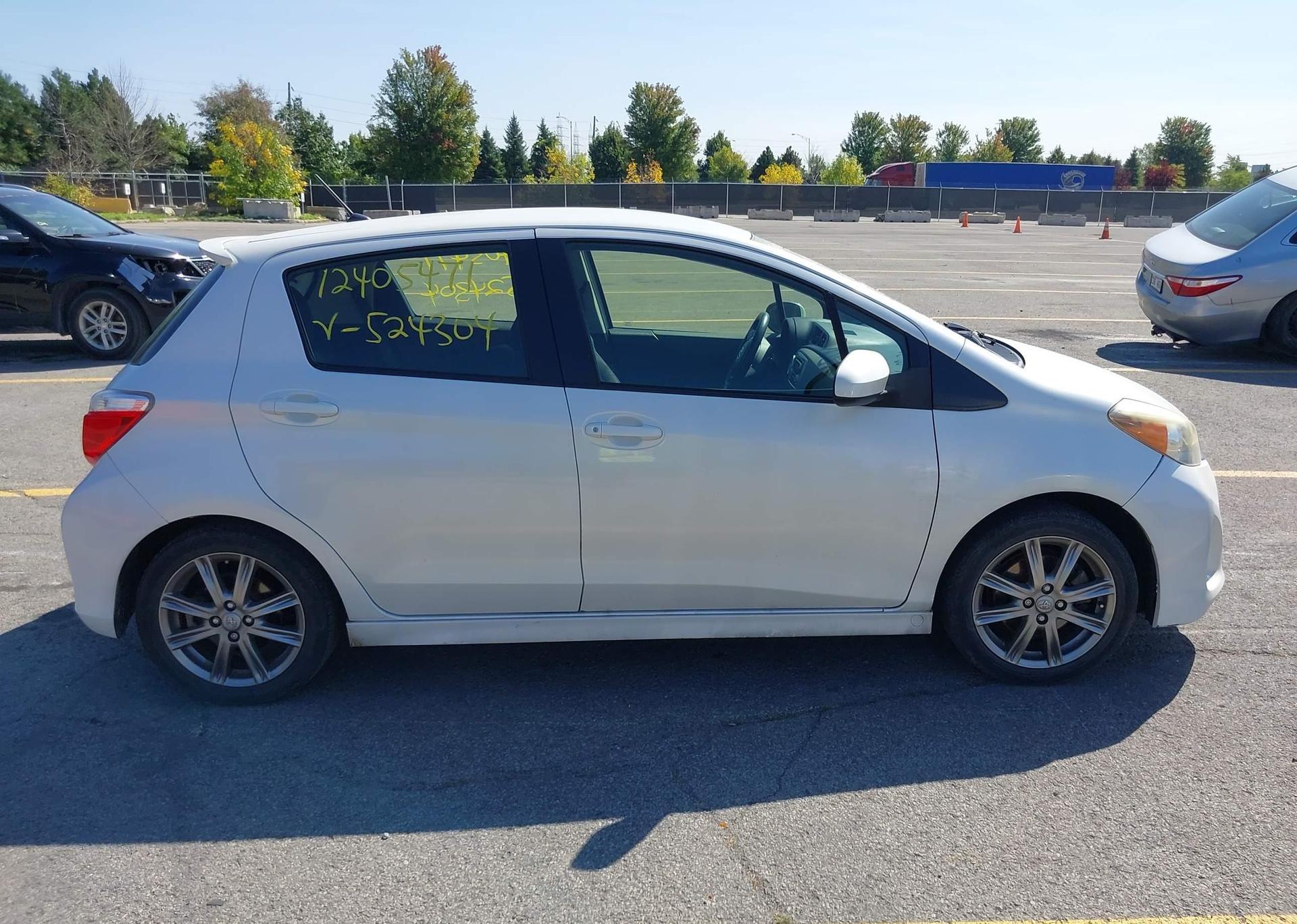 2012 TOYOTA YARIS
