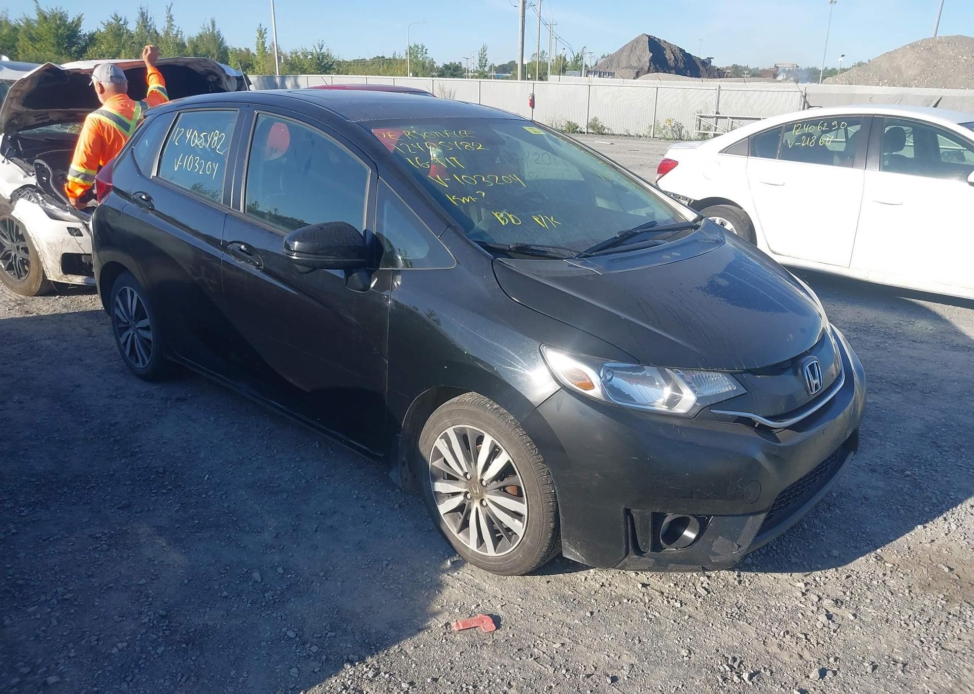 2016 HONDA FIT EX
