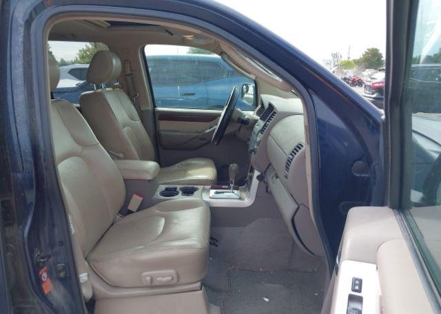 2008 NISSAN PATHFINDER SE V8