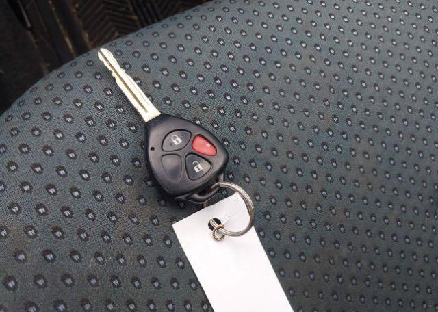 2007 TOYOTA YARIS LE