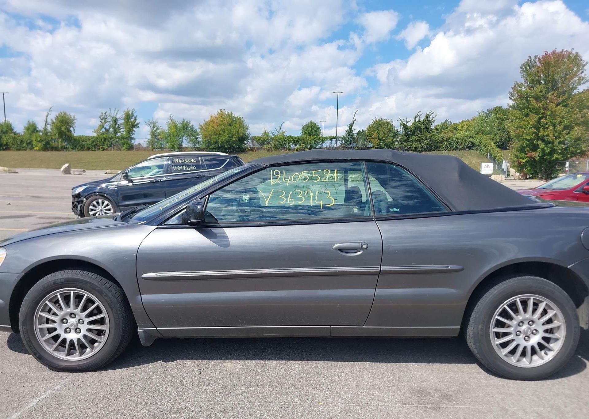 2004 CHRYSLER SEBRING LX