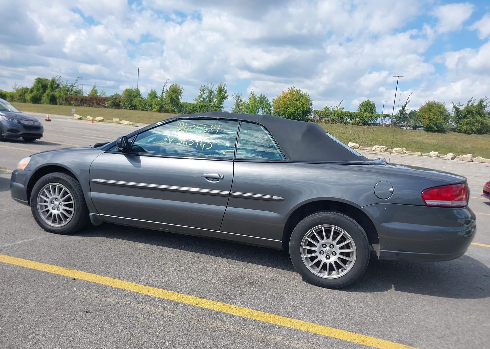 2004 CHRYSLER SEBRING LX