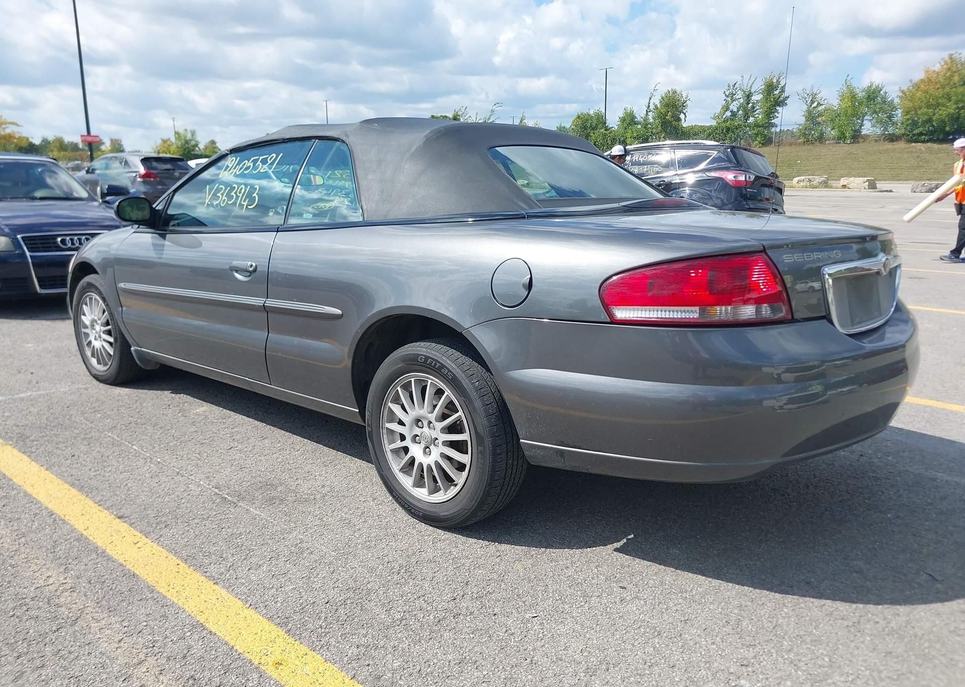 2004 CHRYSLER SEBRING LX