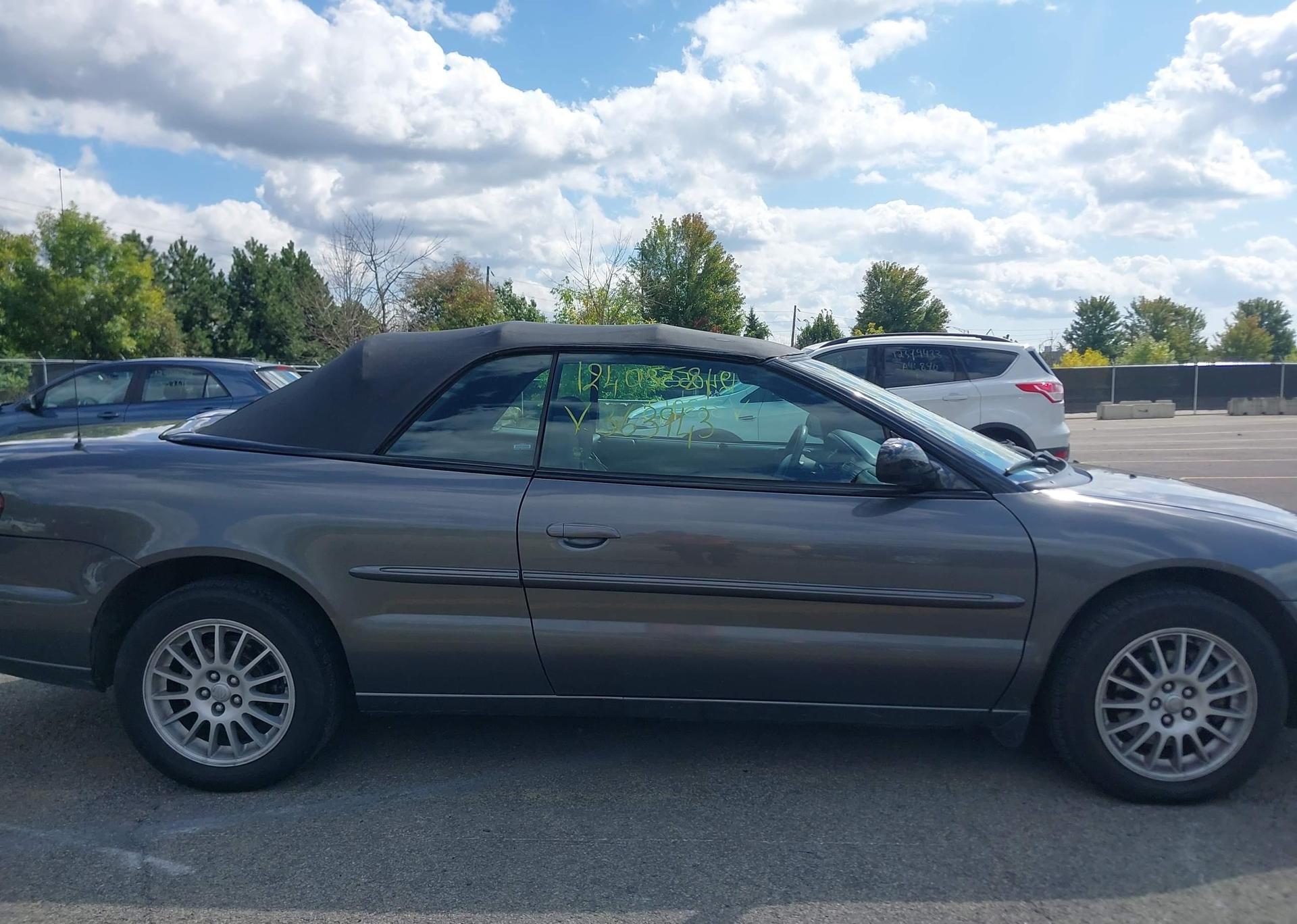 2004 CHRYSLER SEBRING LX