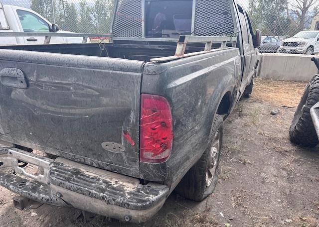 2006 FORD F-250 LARIAT