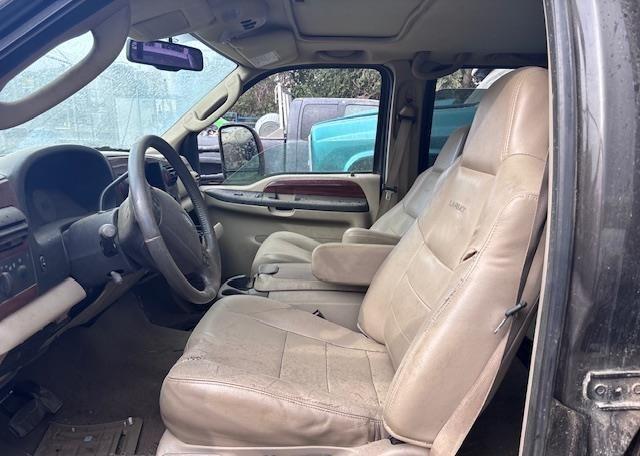 2006 FORD F-250 LARIAT