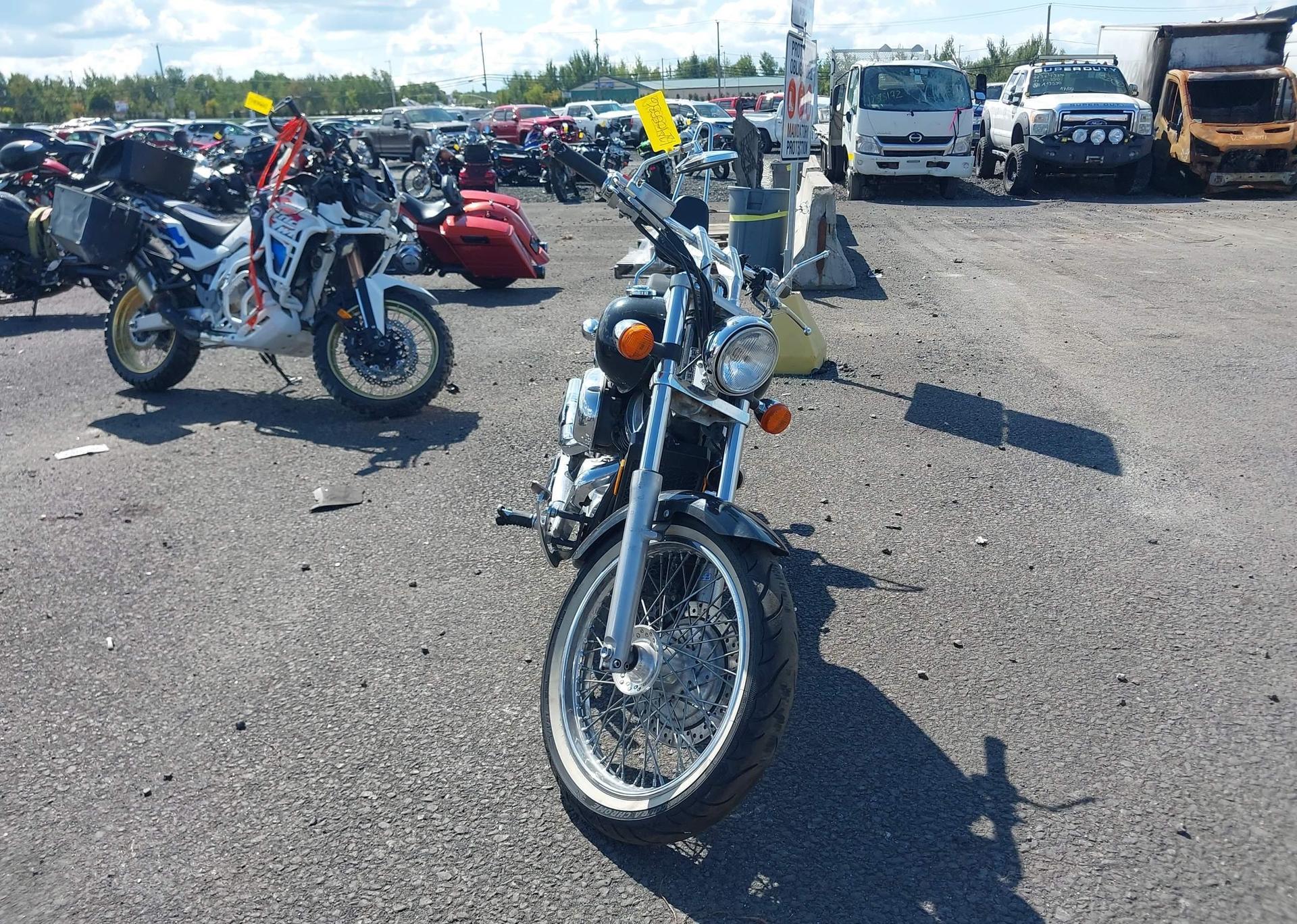 2001 HONDA VT750 DC