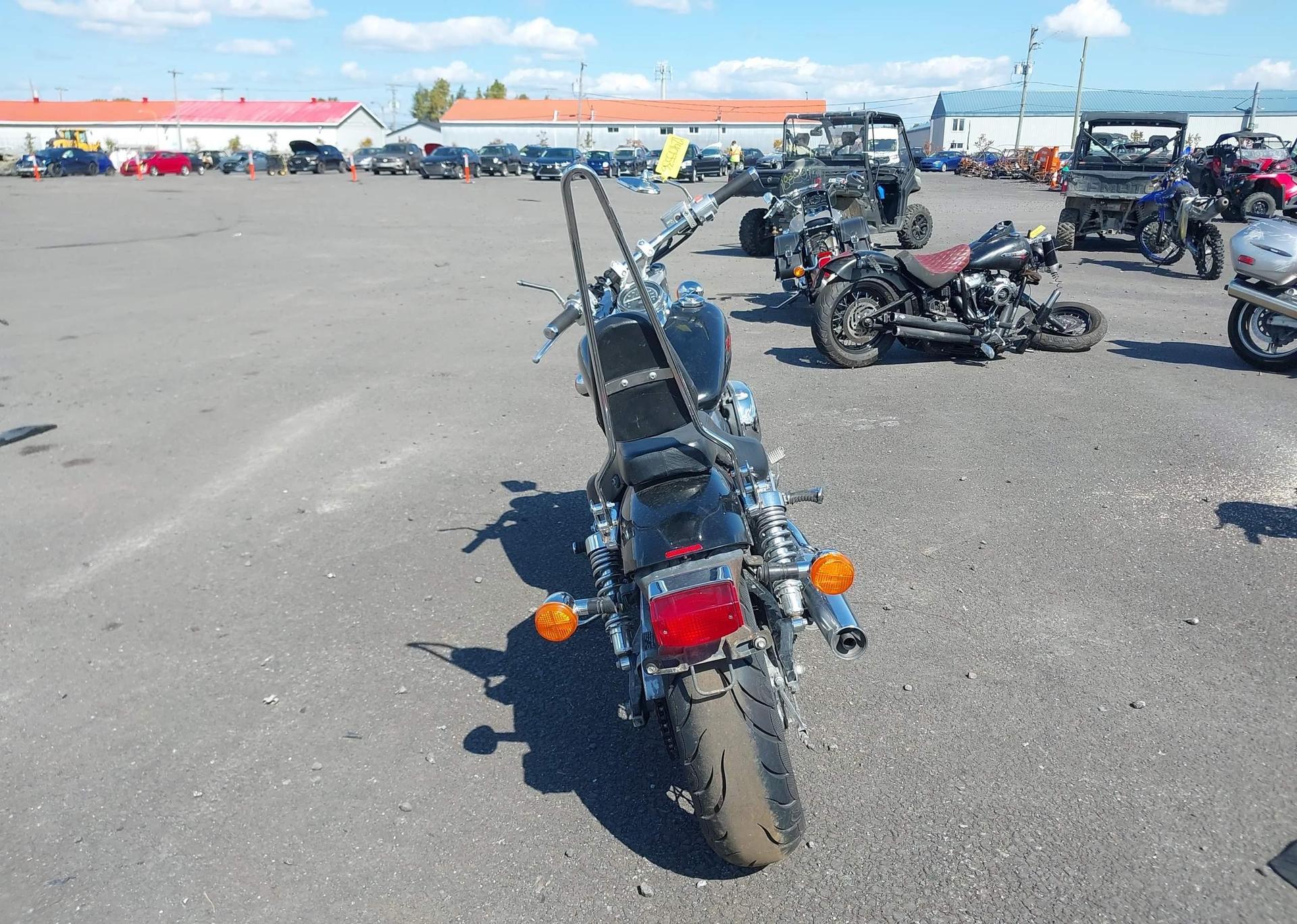 2001 HONDA VT750 DC