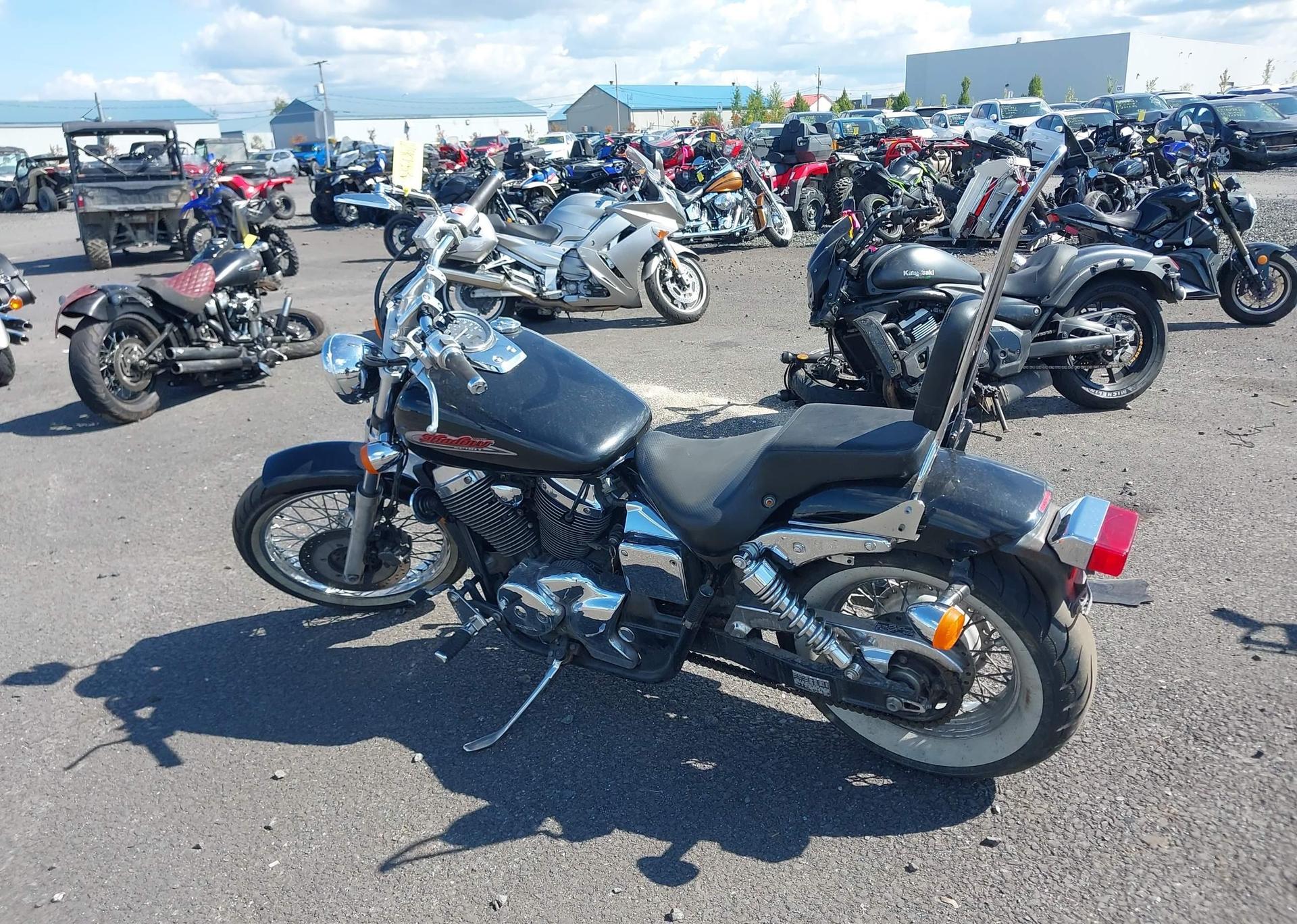 2001 HONDA VT750 DC