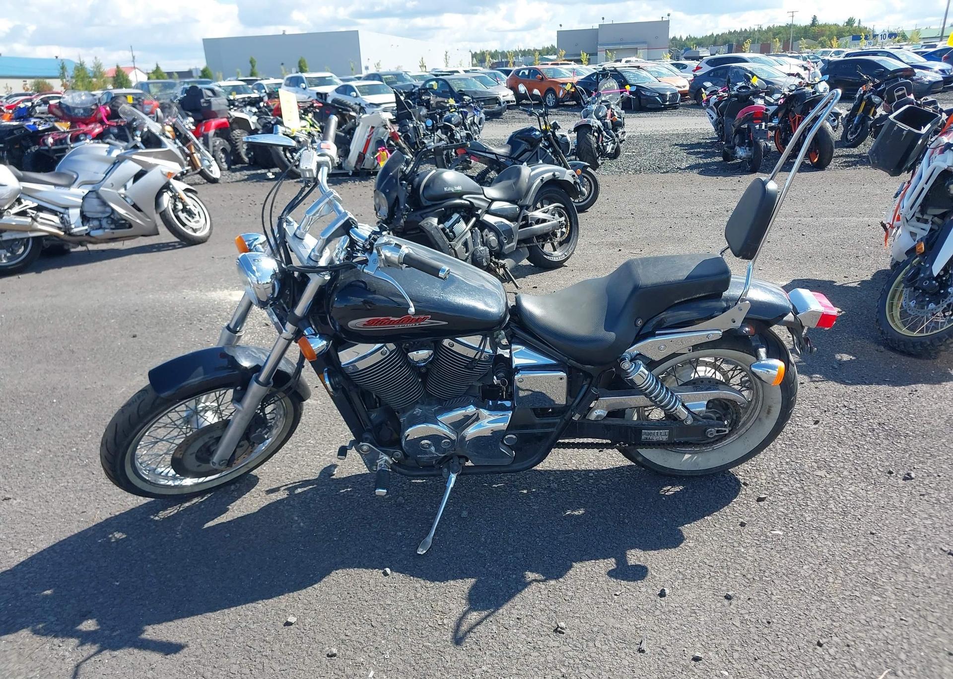 2001 HONDA VT750 DC