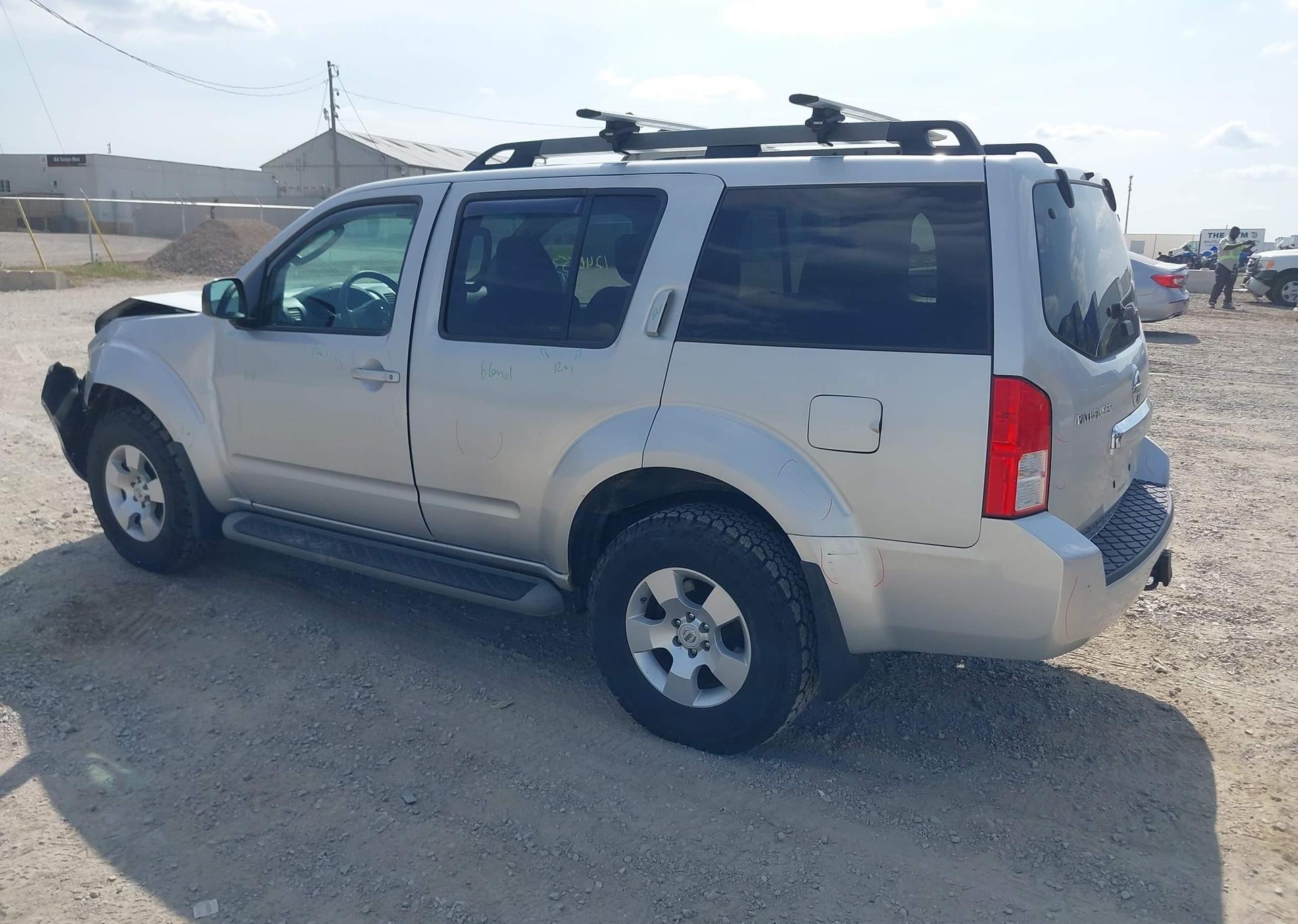 2012 NISSAN PATHFINDER S
