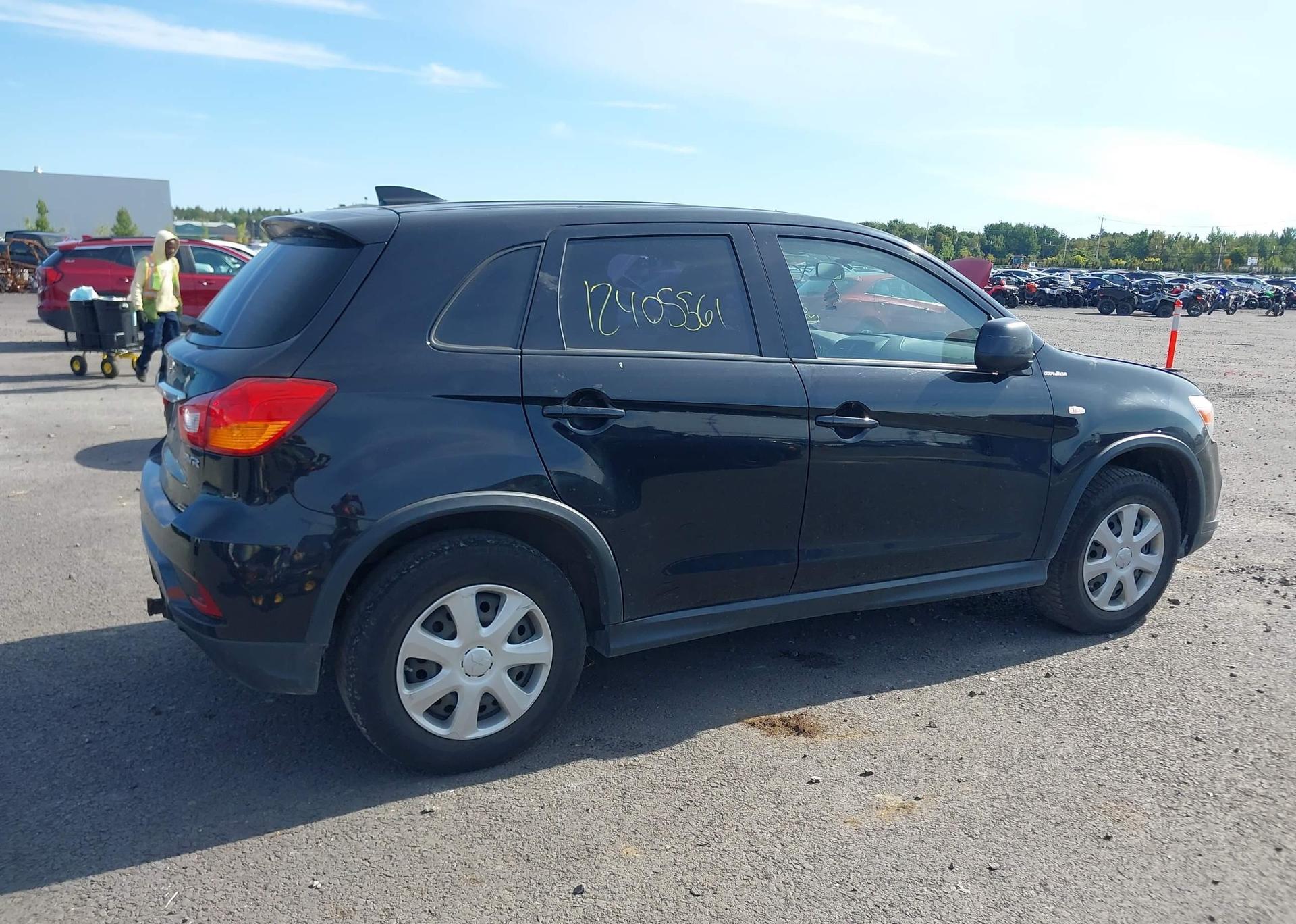 2018 MITSUBISHI RVR ES