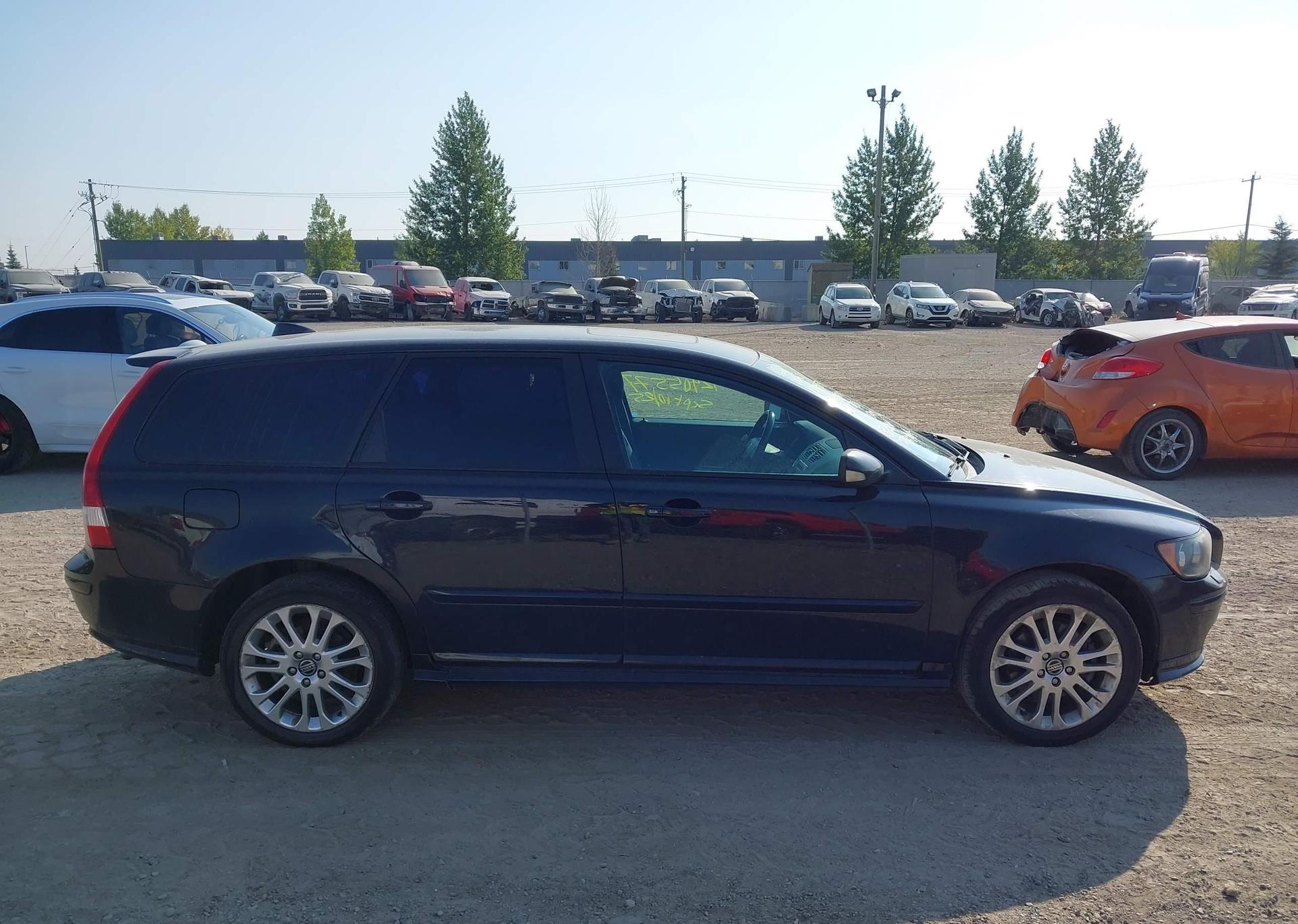 2006 VOLVO V50 T5