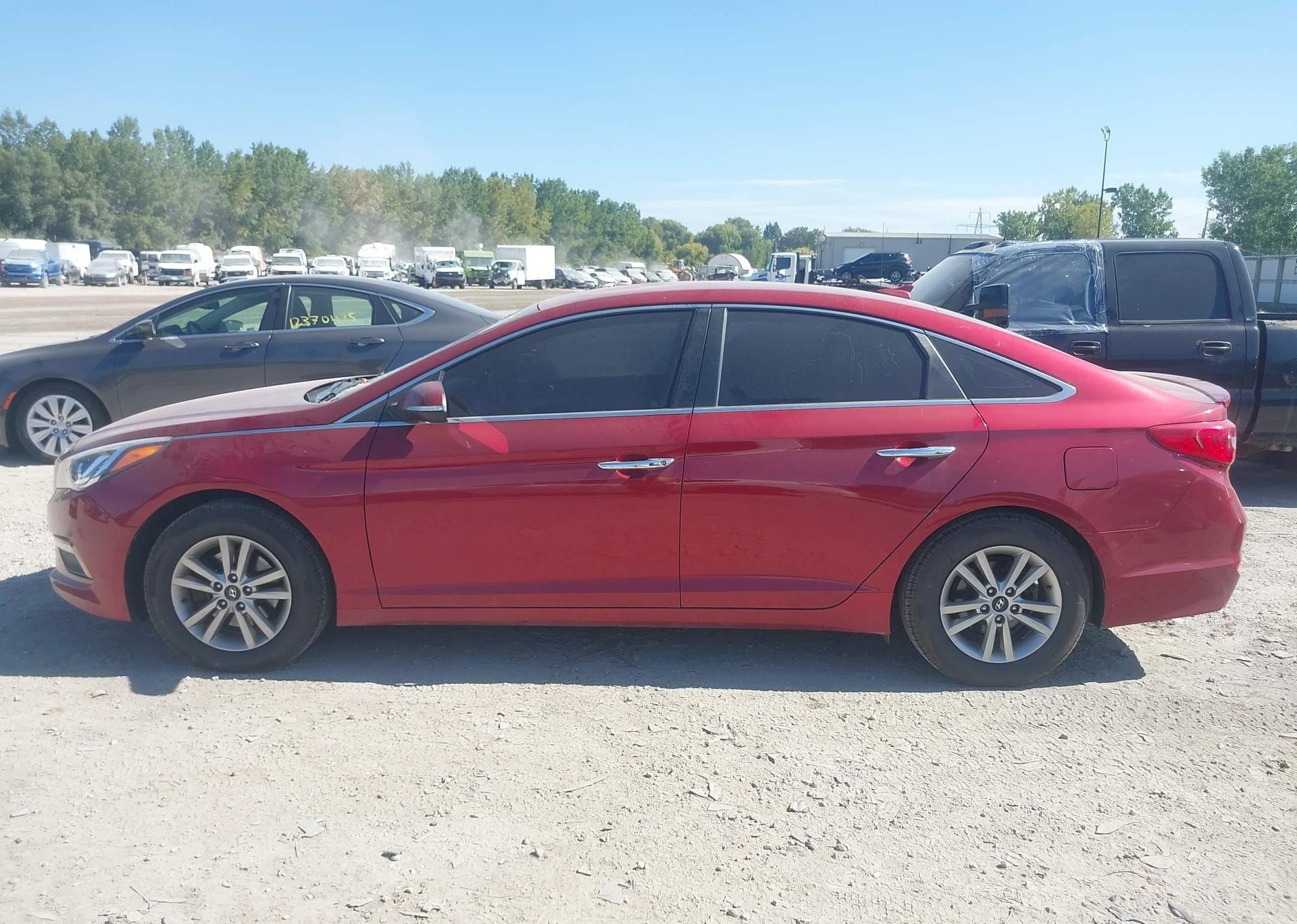 2015 HYUNDAI SONATA SE