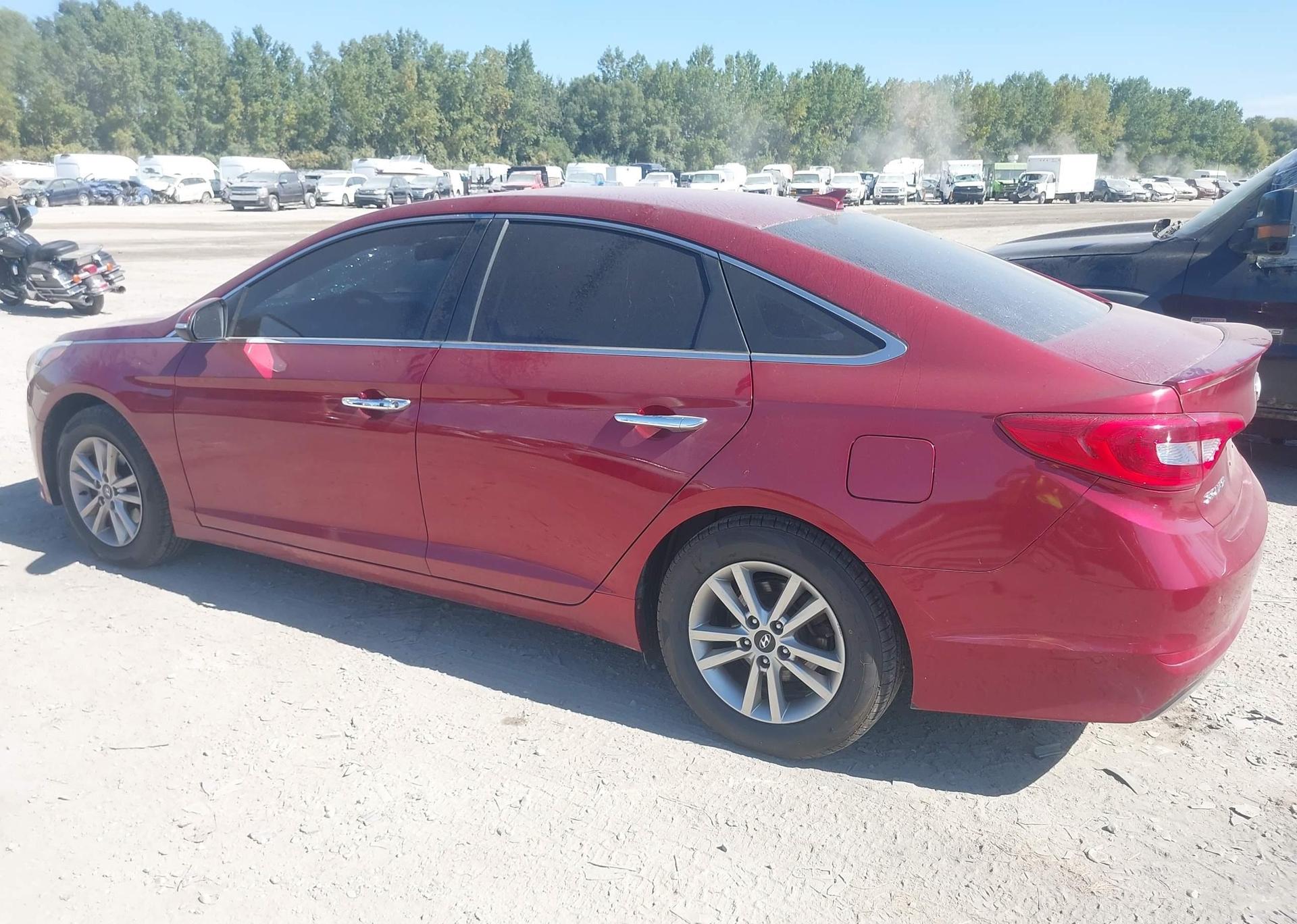 2015 HYUNDAI SONATA SE