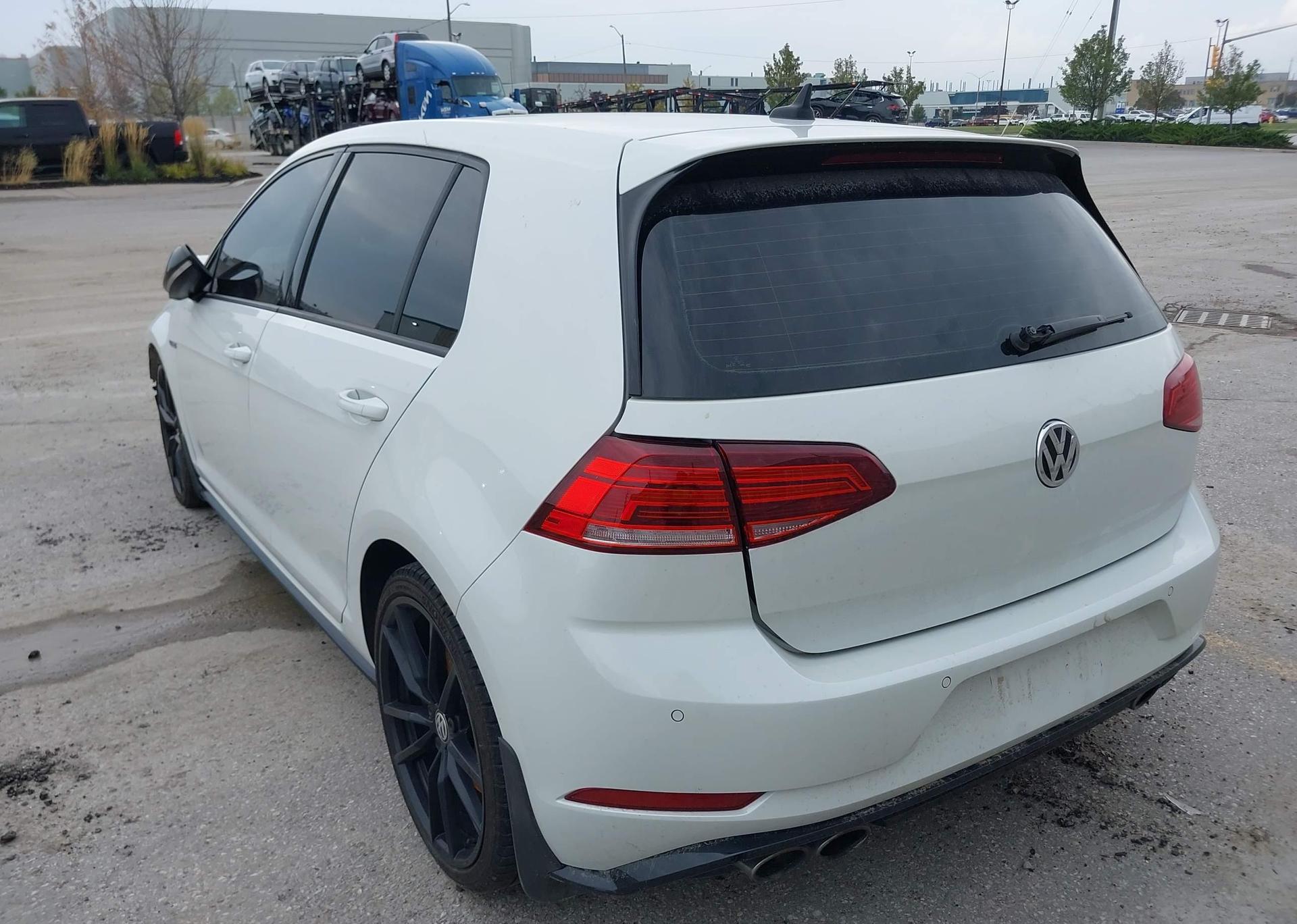 2019 VOLKSWAGEN GOLF R