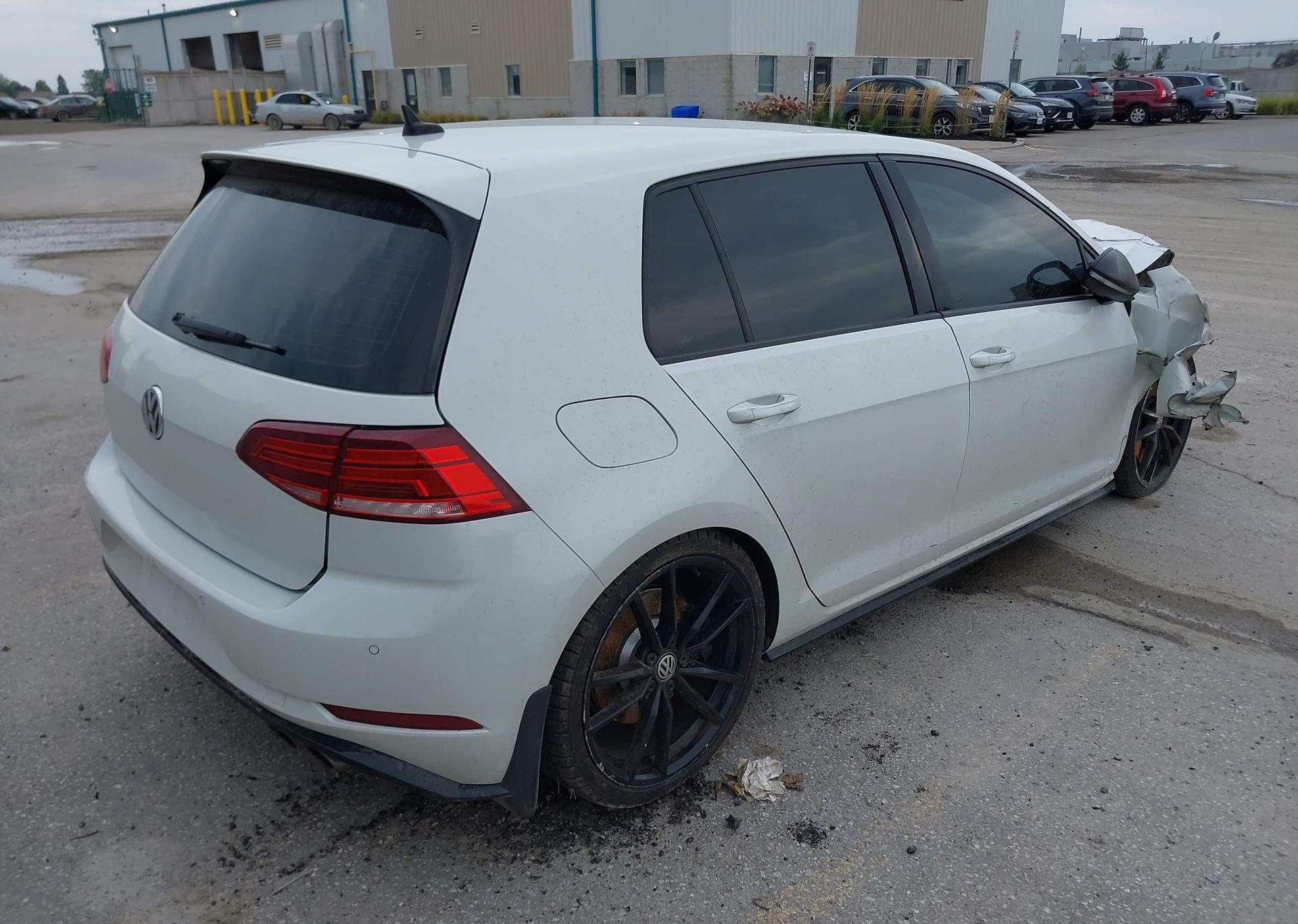 2019 VOLKSWAGEN GOLF R