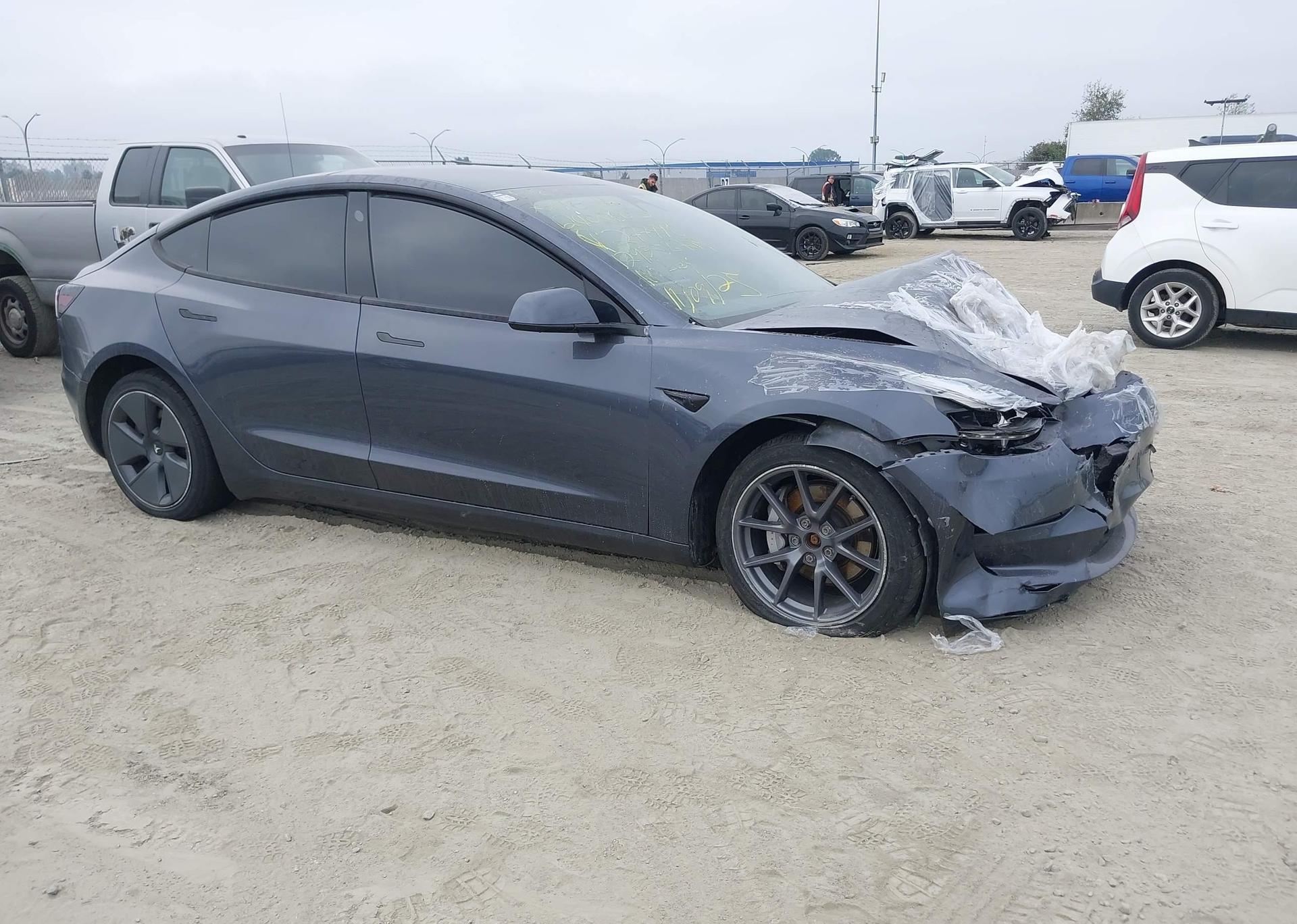 2022 TESLA MODEL 3