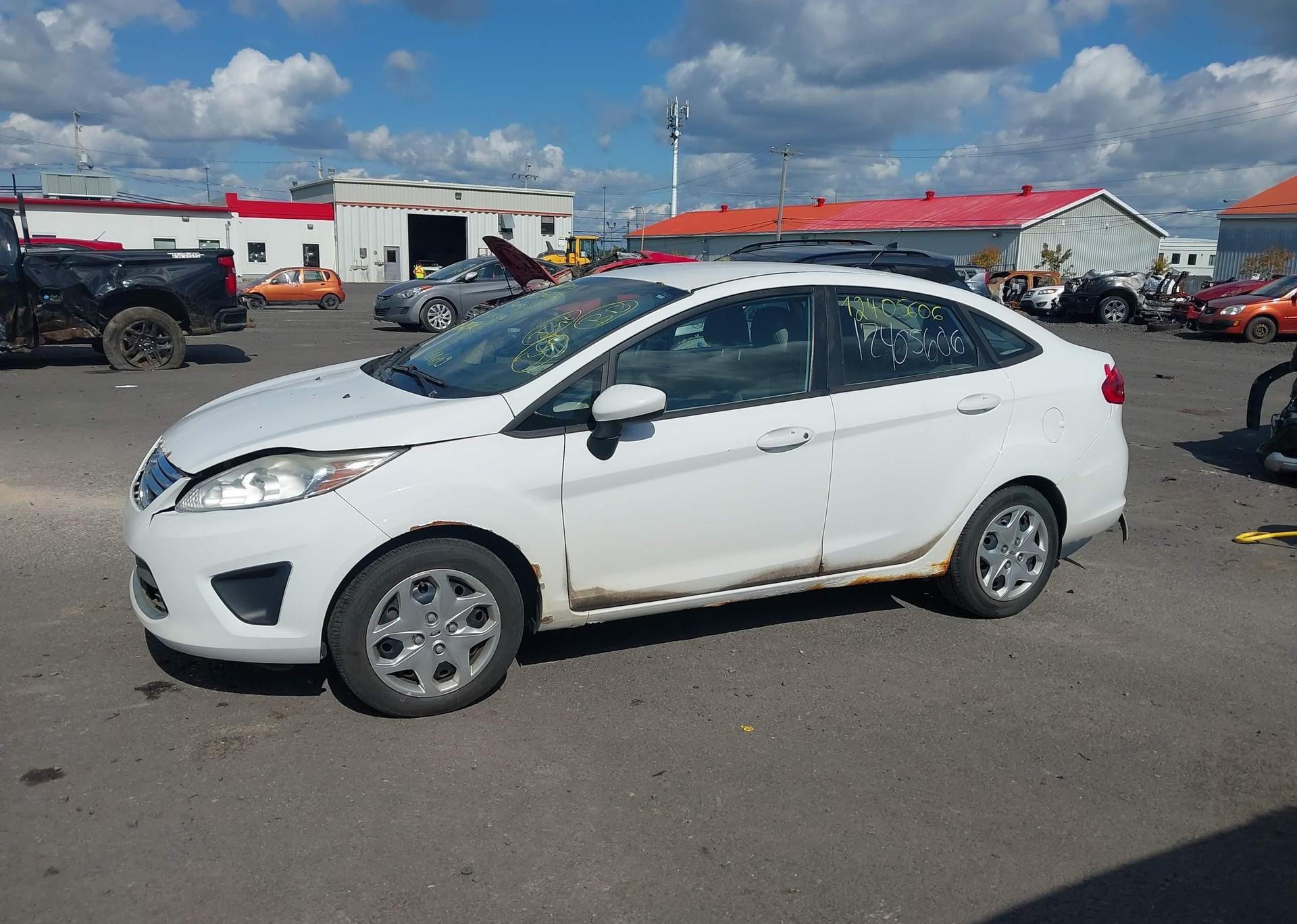 2012 FORD FIESTA SE