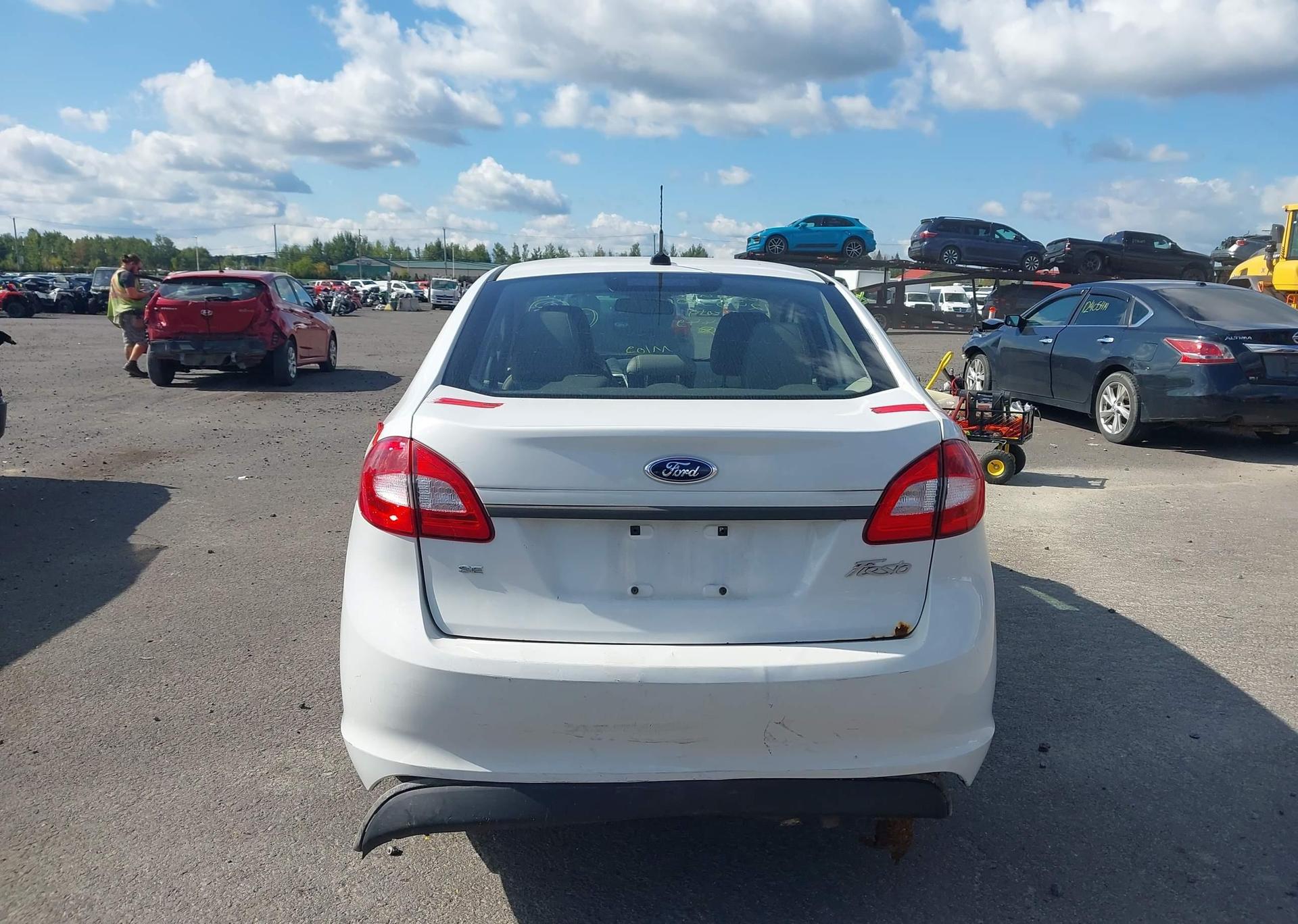 2012 FORD FIESTA SE