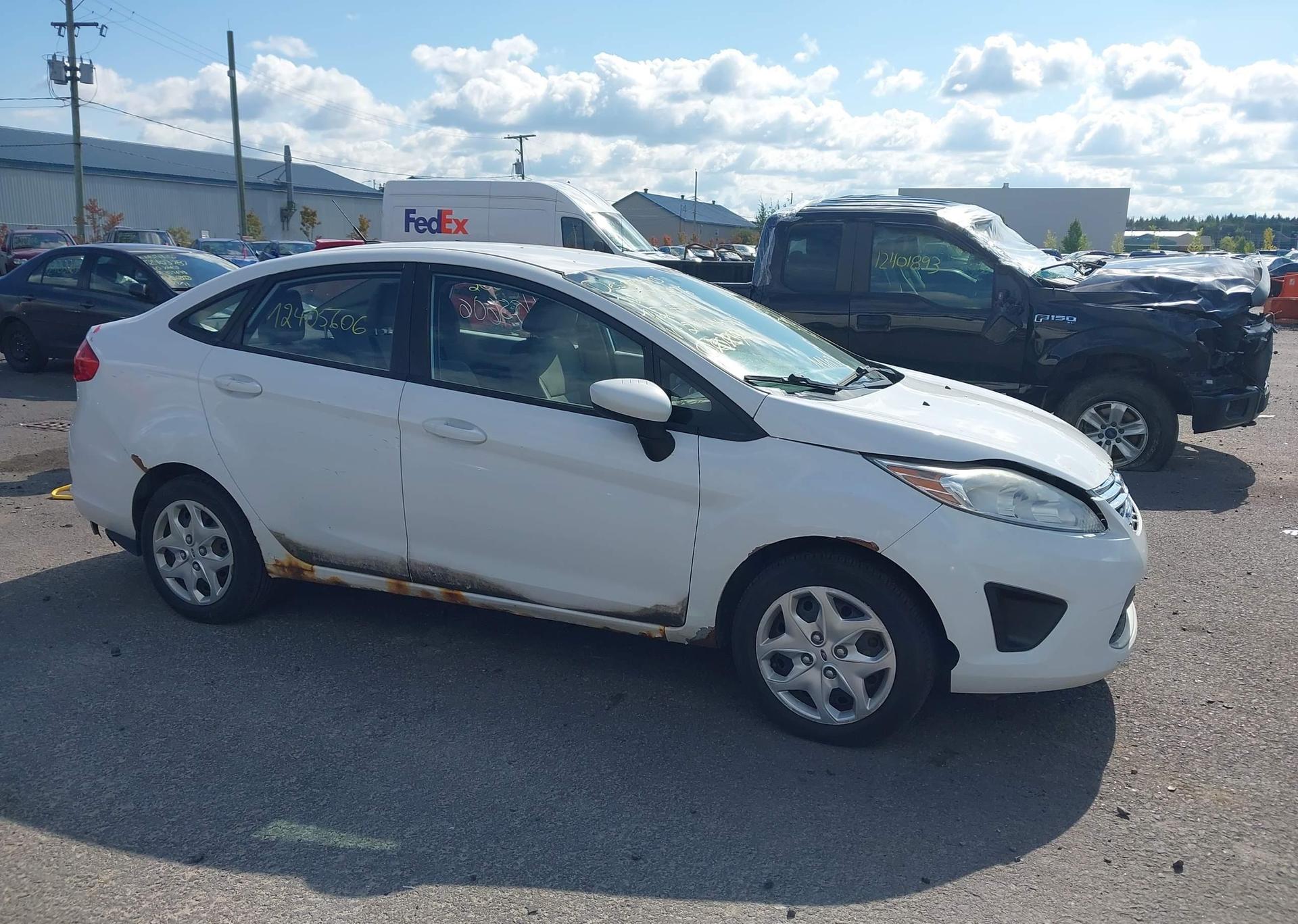 2012 FORD FIESTA SE