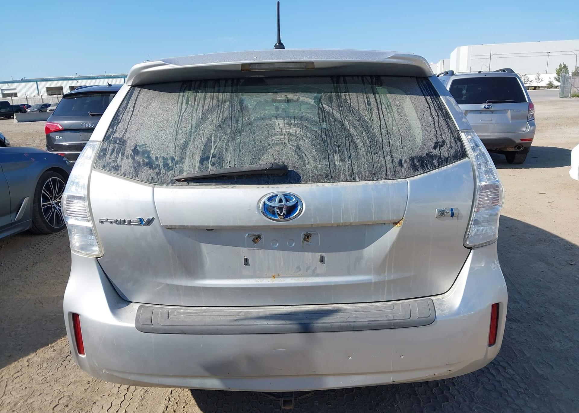 2012 TOYOTA PRIUS V